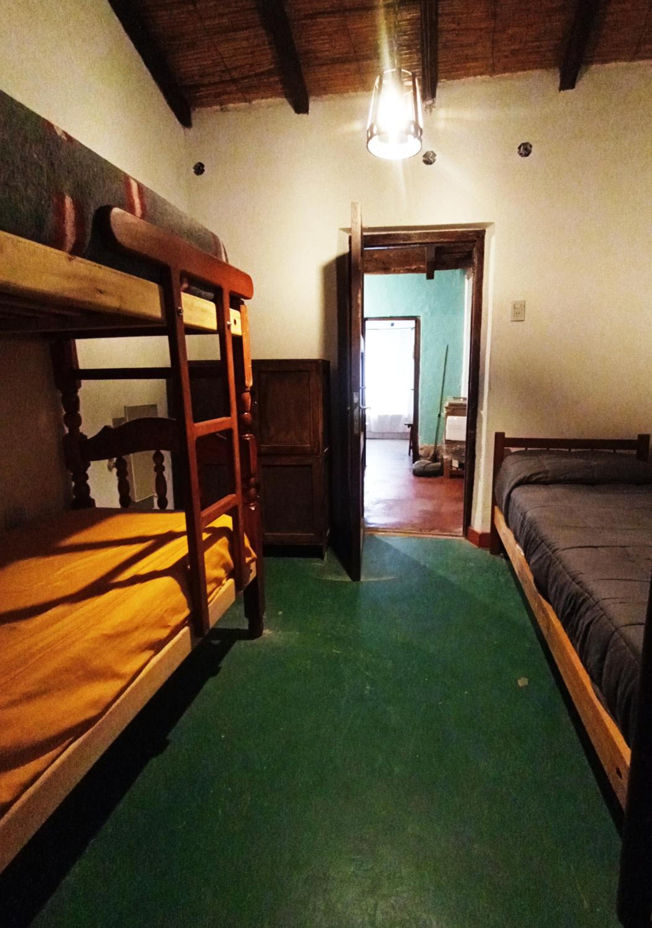 Triple Room with Shared Bathroom photo 1