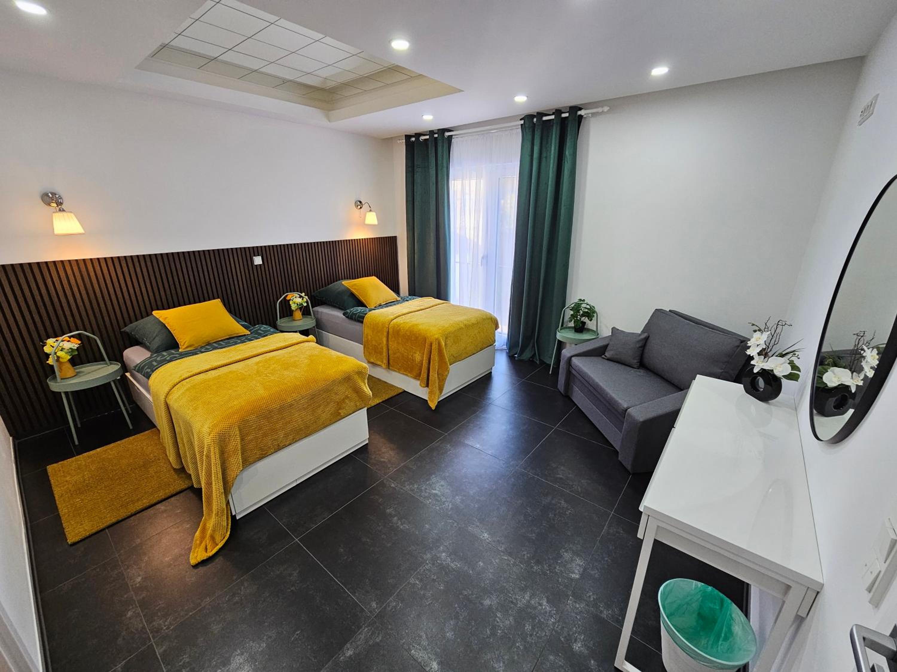 Maisonette photo 2