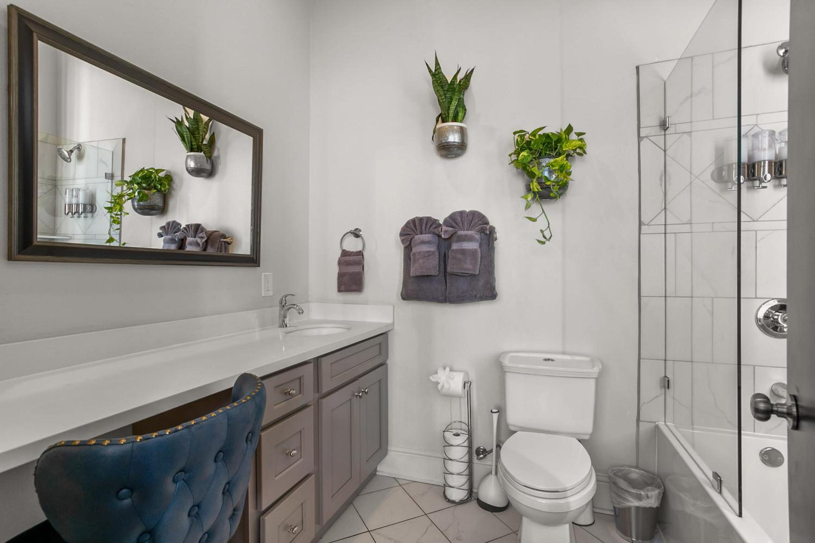 Apartment - Photo 2