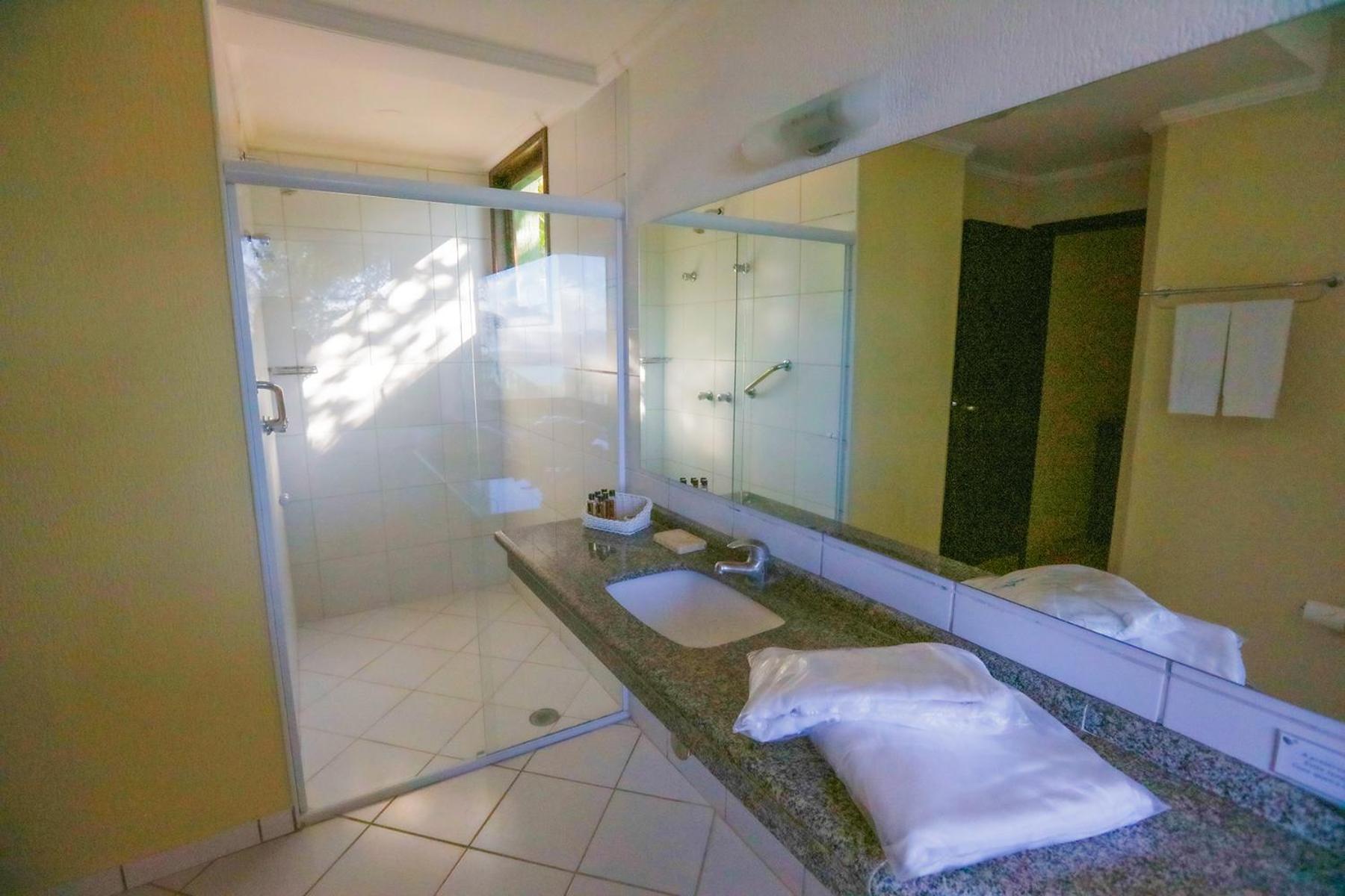 Suite with Lake View photo 3