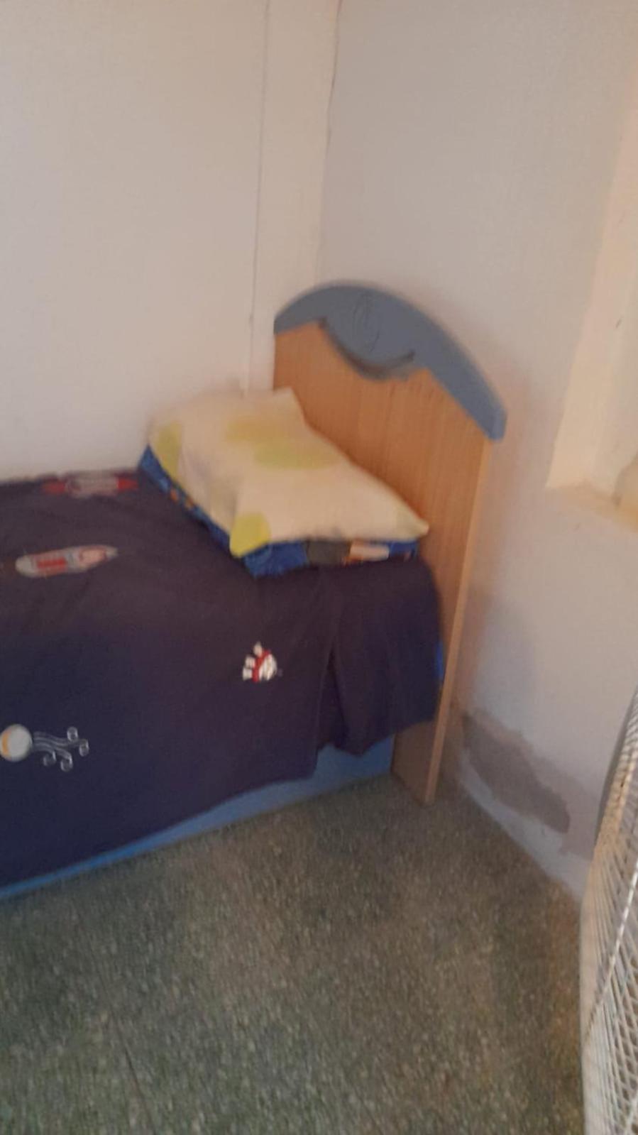 One-Bedroom House photo 1