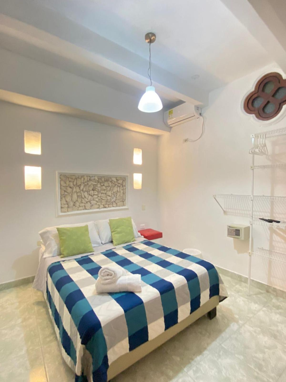 Double Room - Photo 6