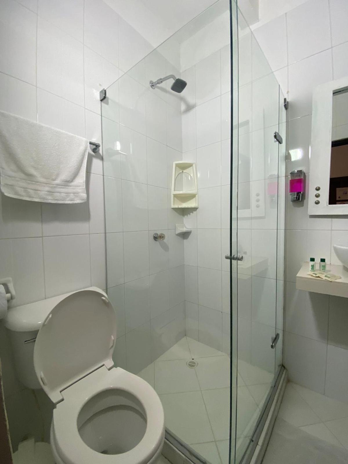 Double Room - Photo 5