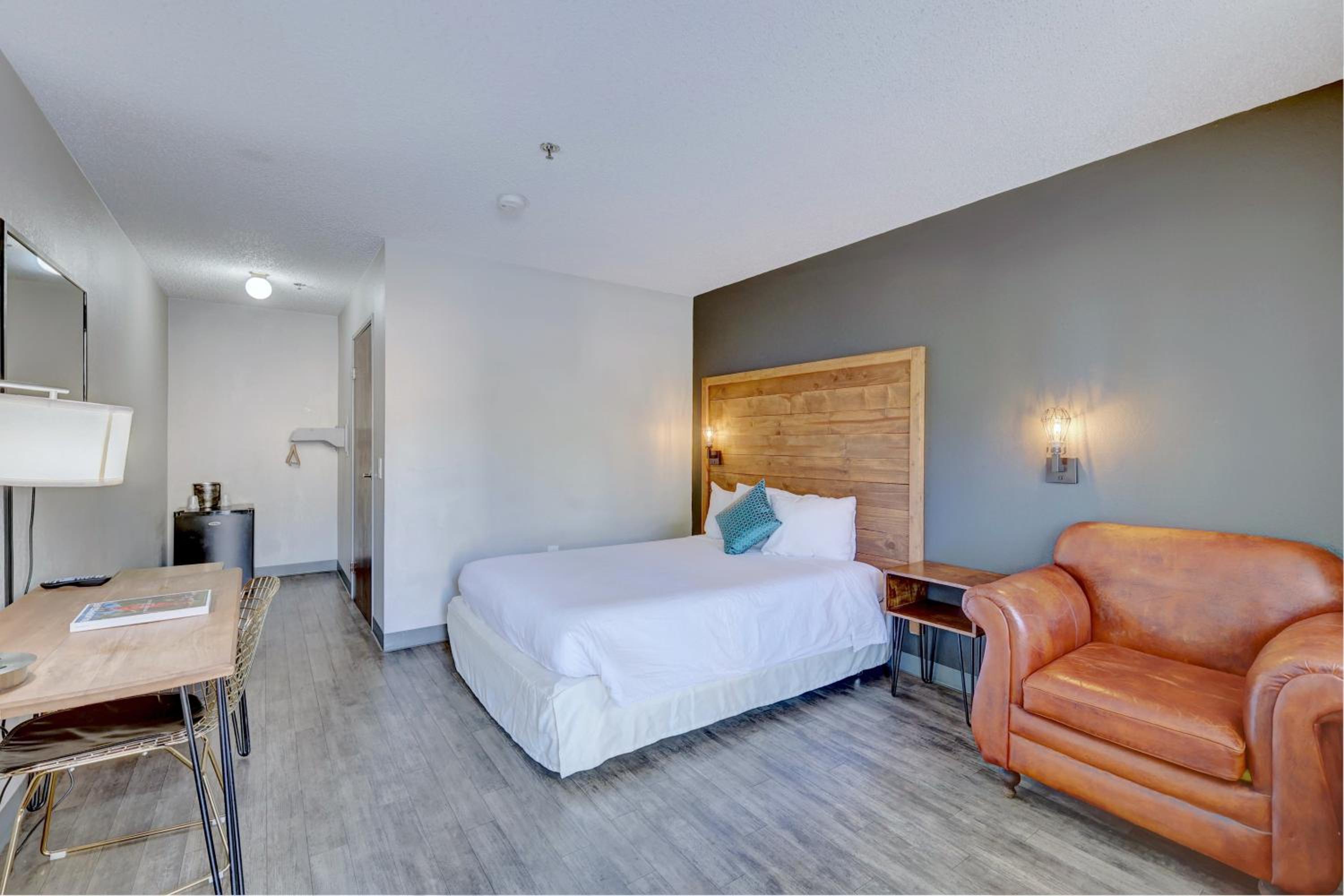 Double Room - Disability Access - Photo 1