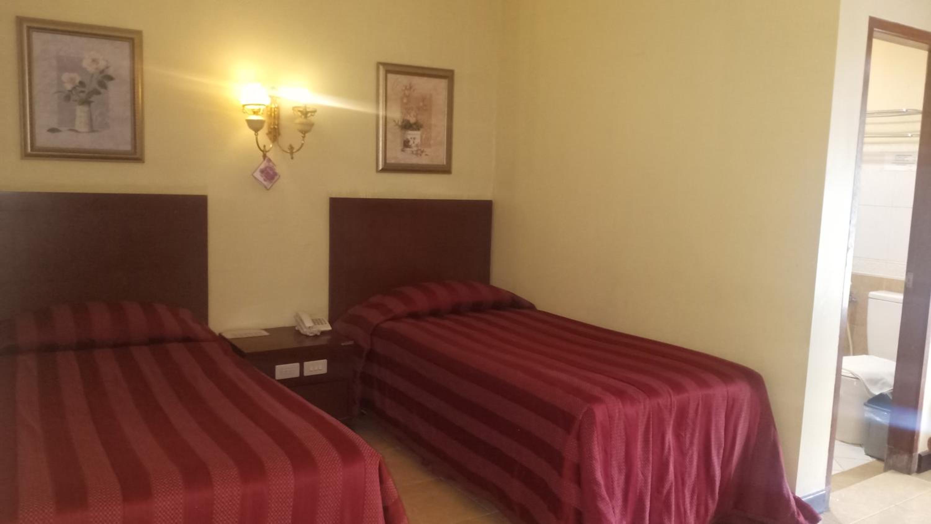 Standard Double or Twin Room photo 3