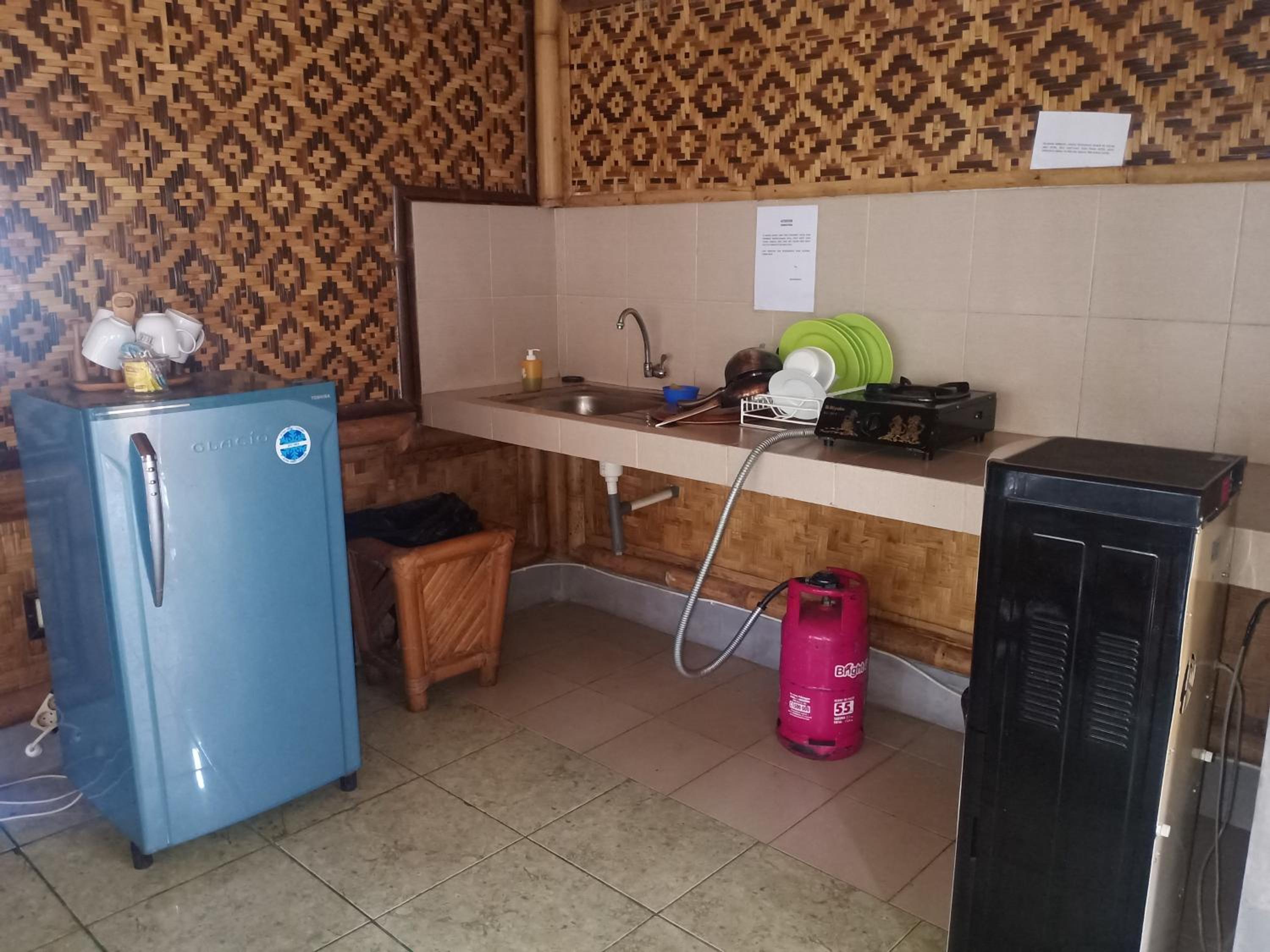 Two-Bedroom Bungalow - Photo 3