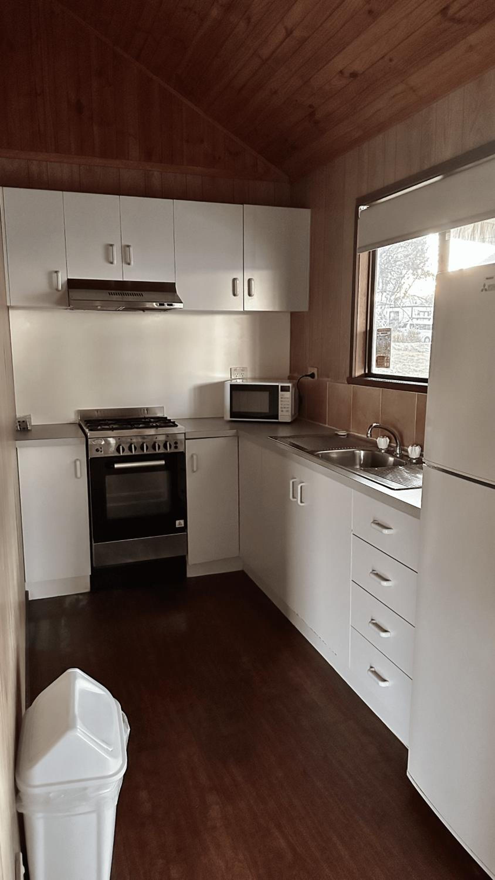 Two-Bedroom Cottage - Photo 7