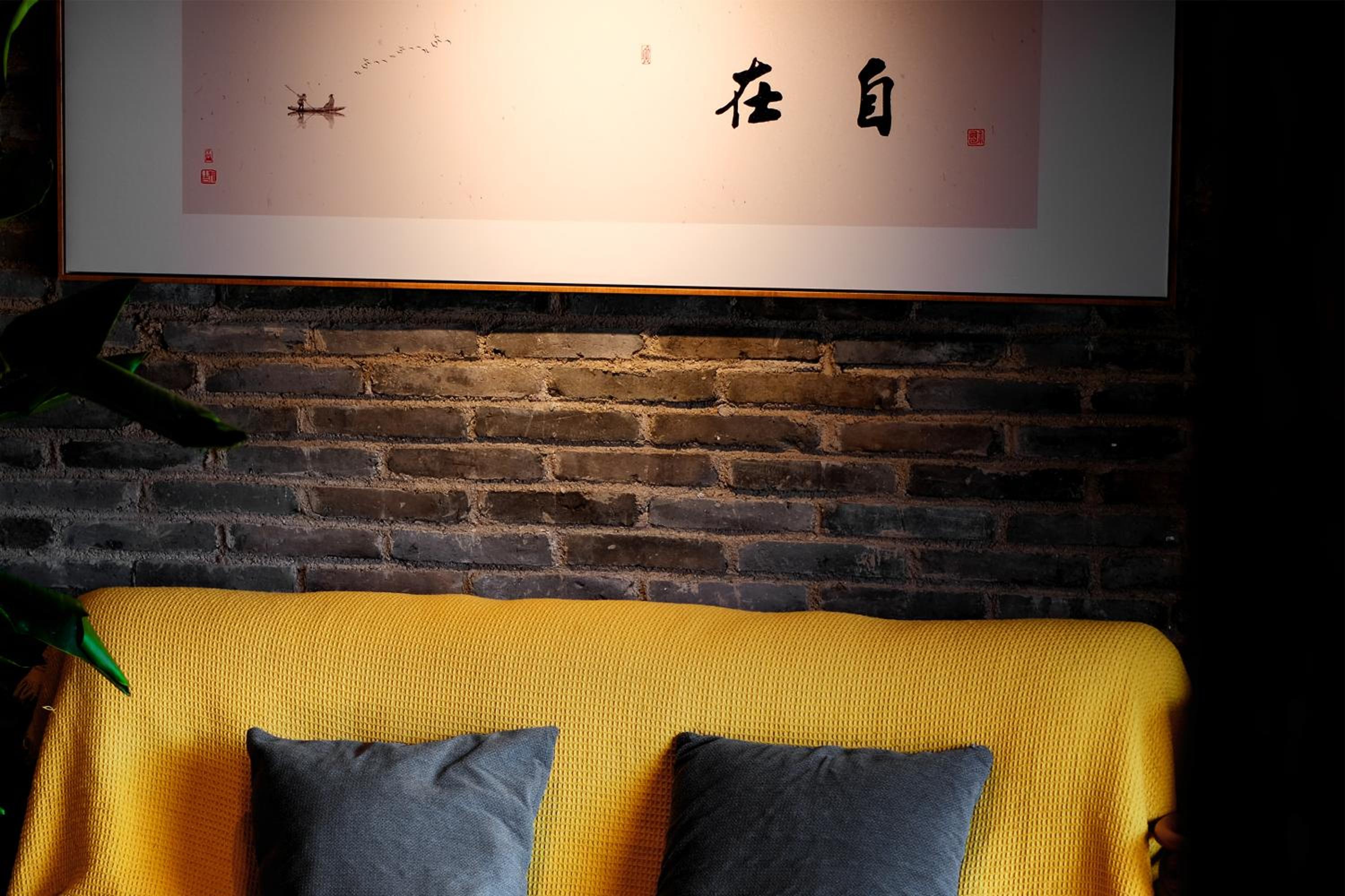 Deluxe Suite With Naxi Yard View photo 1