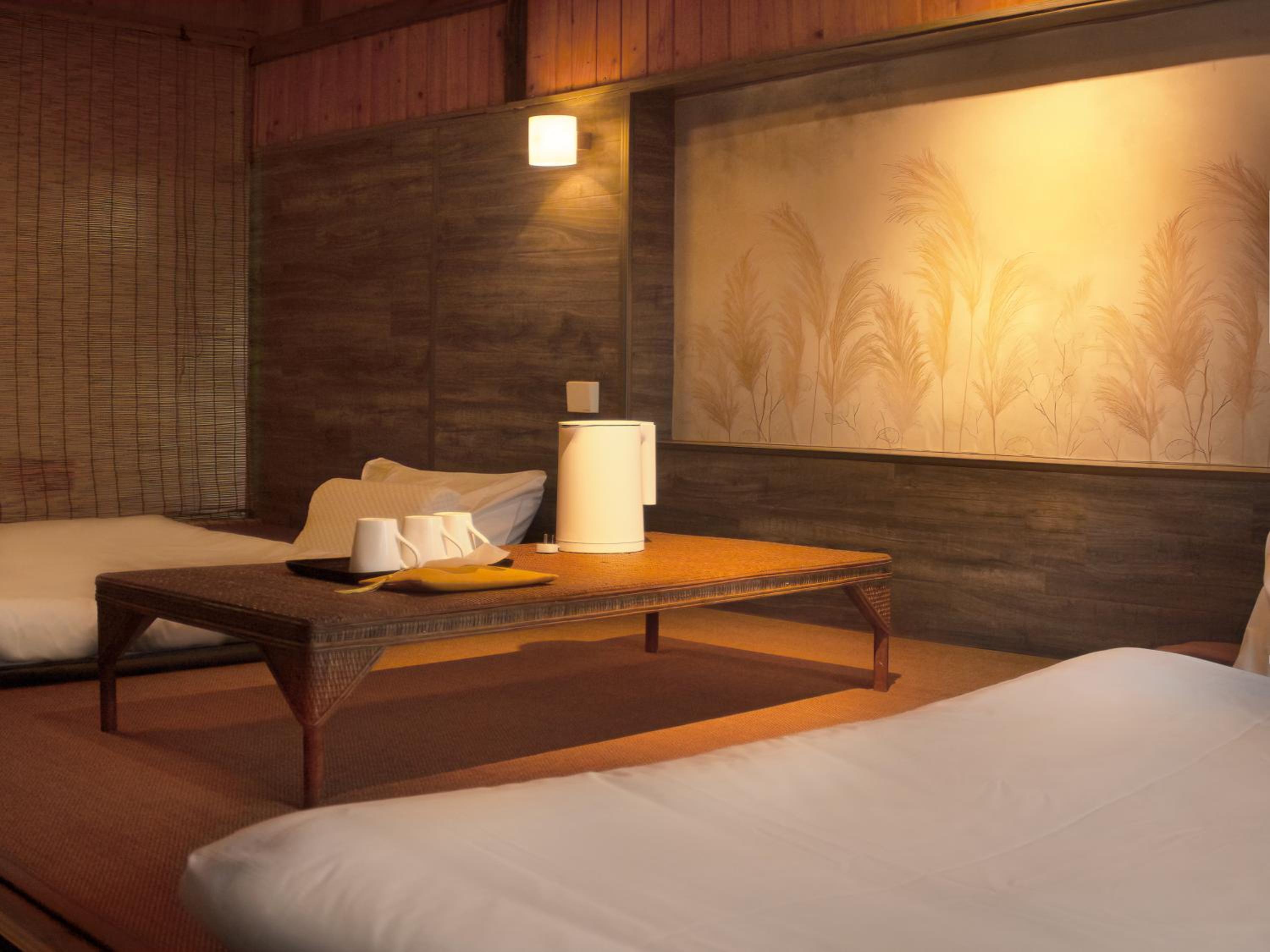 Tatami Twin Room With Naxi Yard View photo 1