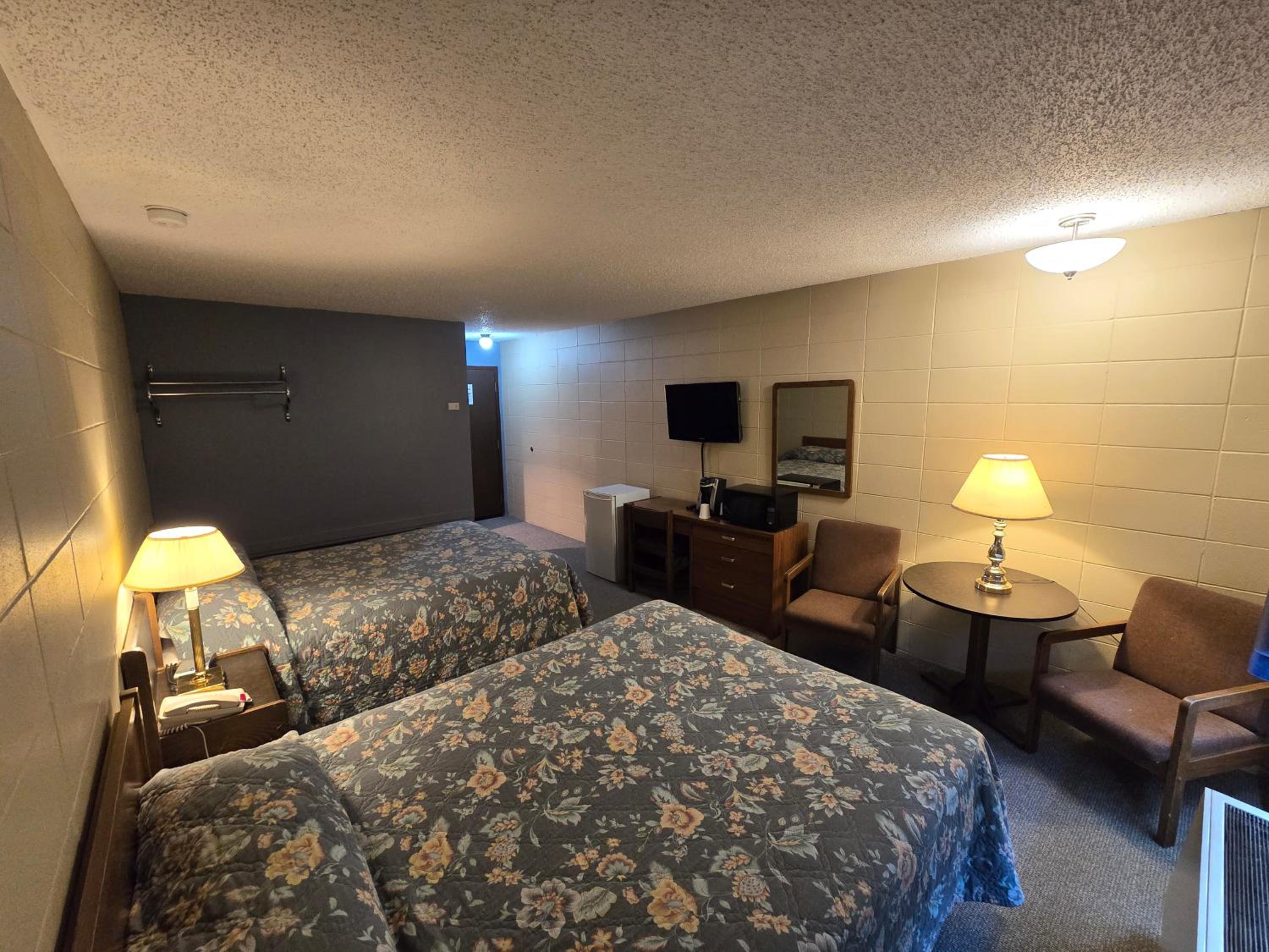 Queen Room With Two Queen Beds