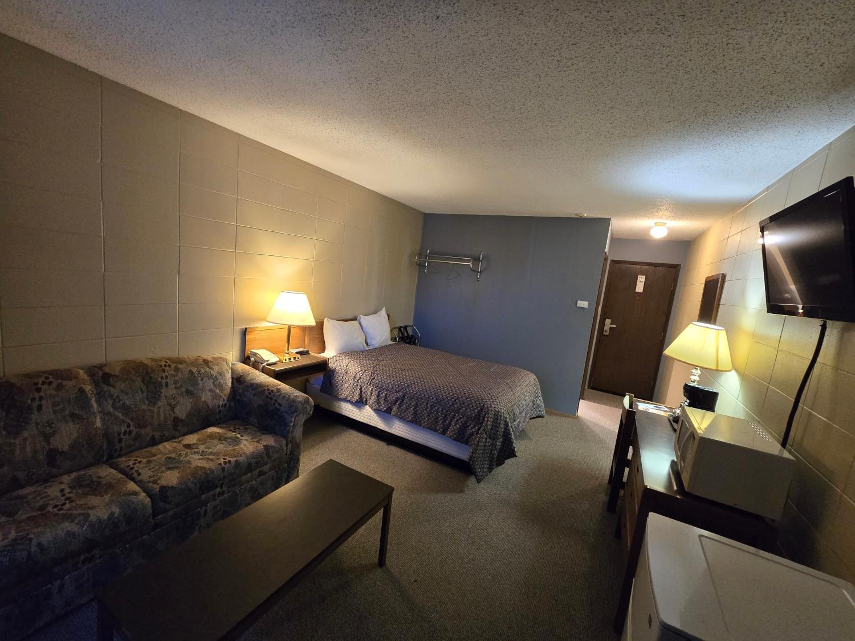 Double Room With Sofa Bed