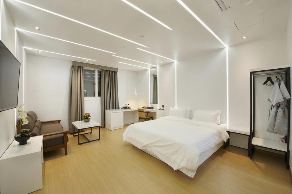 Deluxe Double Room photo 2