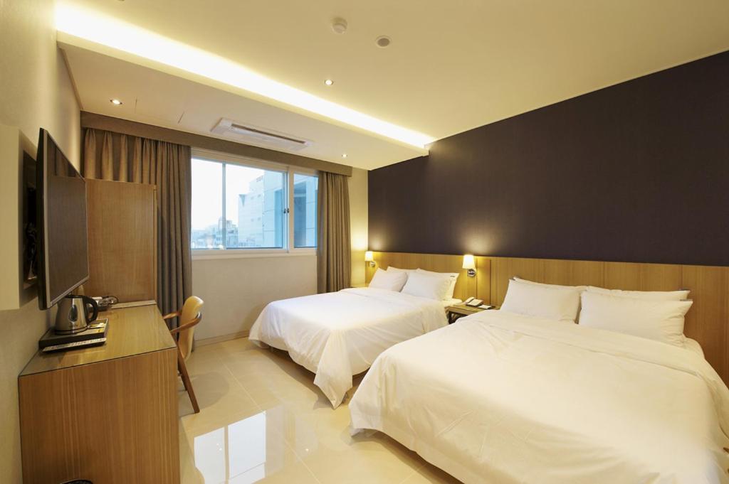 Family Suite photo 2
