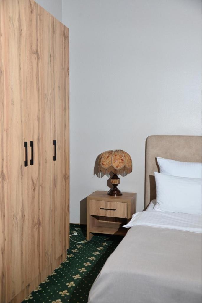 Suite - Photo 20