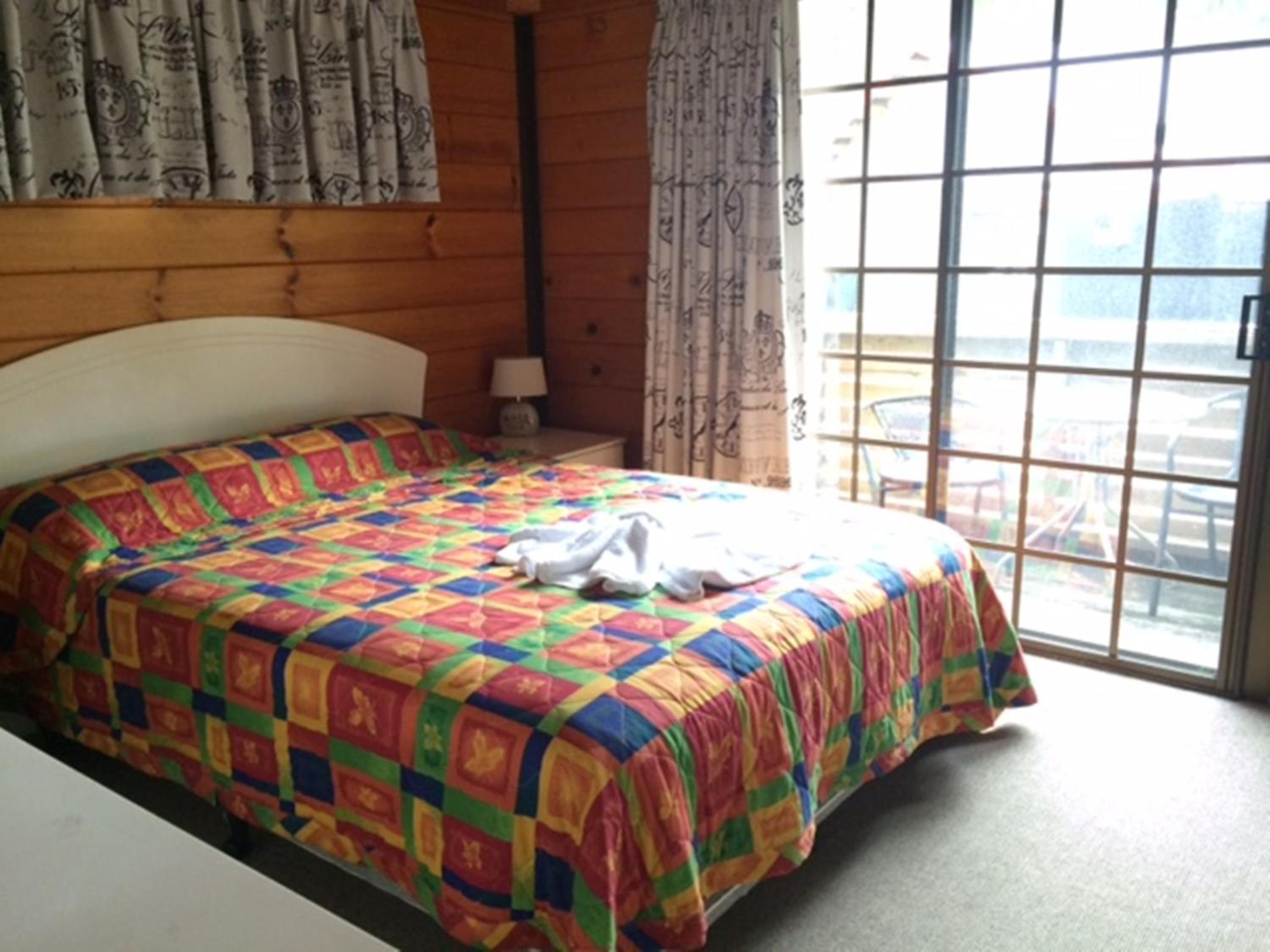 Large Two-Bedroom Bure photo 1