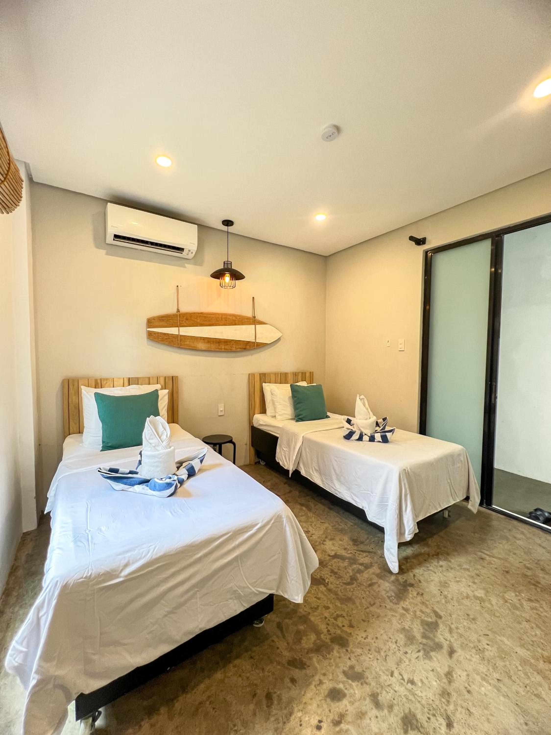 Deluxe Twin Room - Photo 6