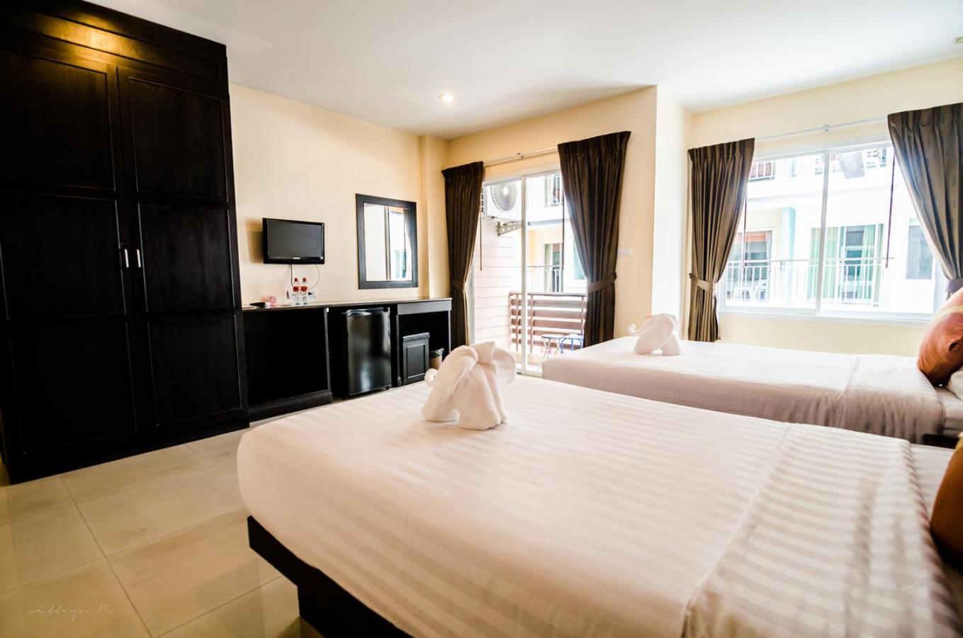 Superior Room - Photo 7