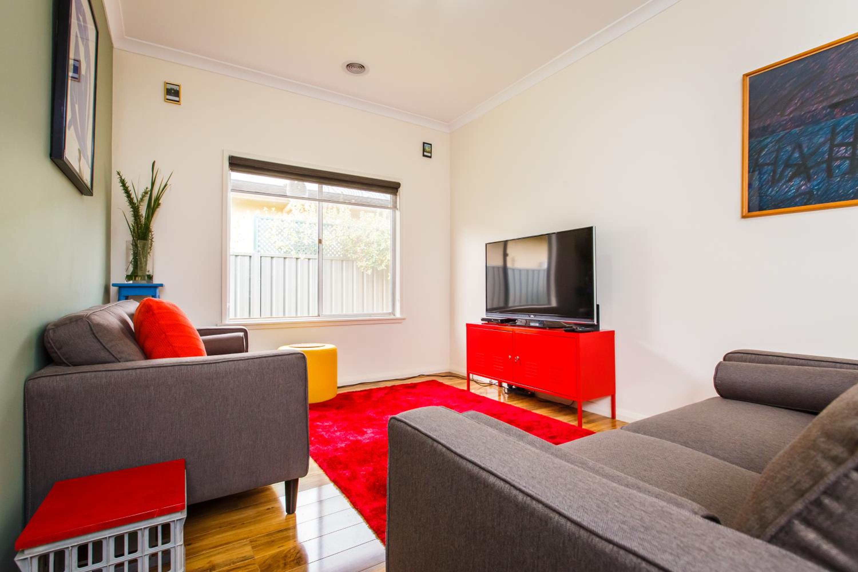 Three-Bedroom House photo 2