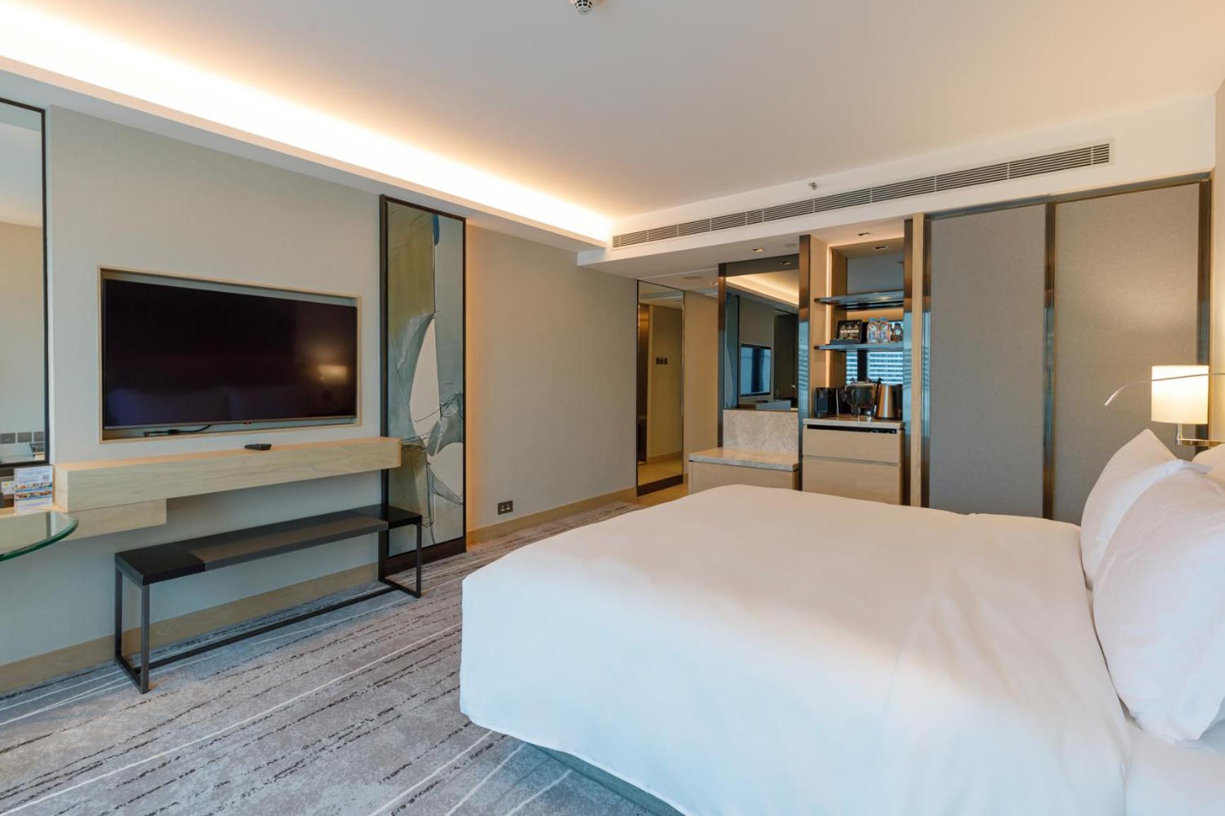 Elite City View Room with Executive Lounge Access