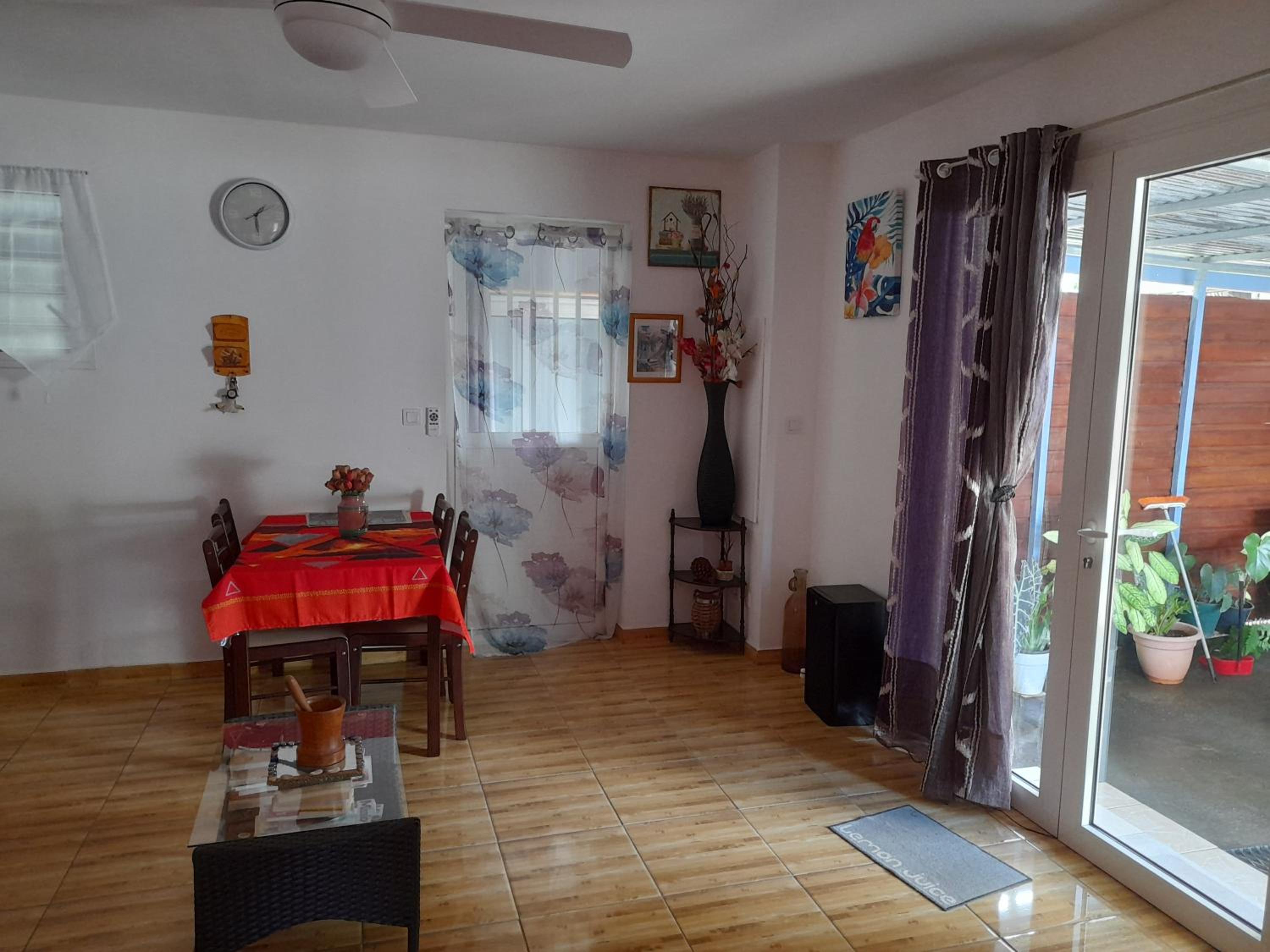Two-Bedroom House photo 2