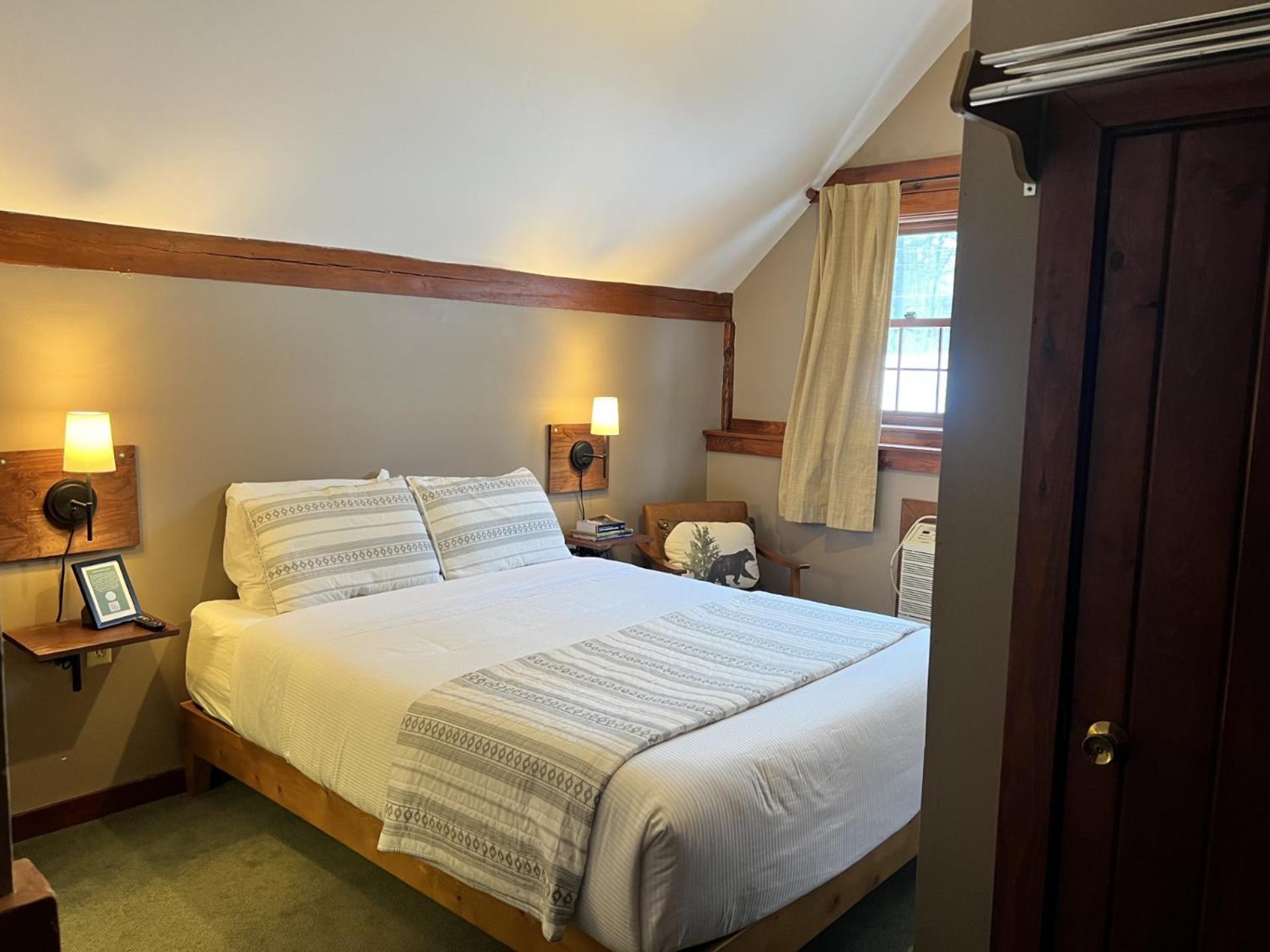 Small Double Room photo 3