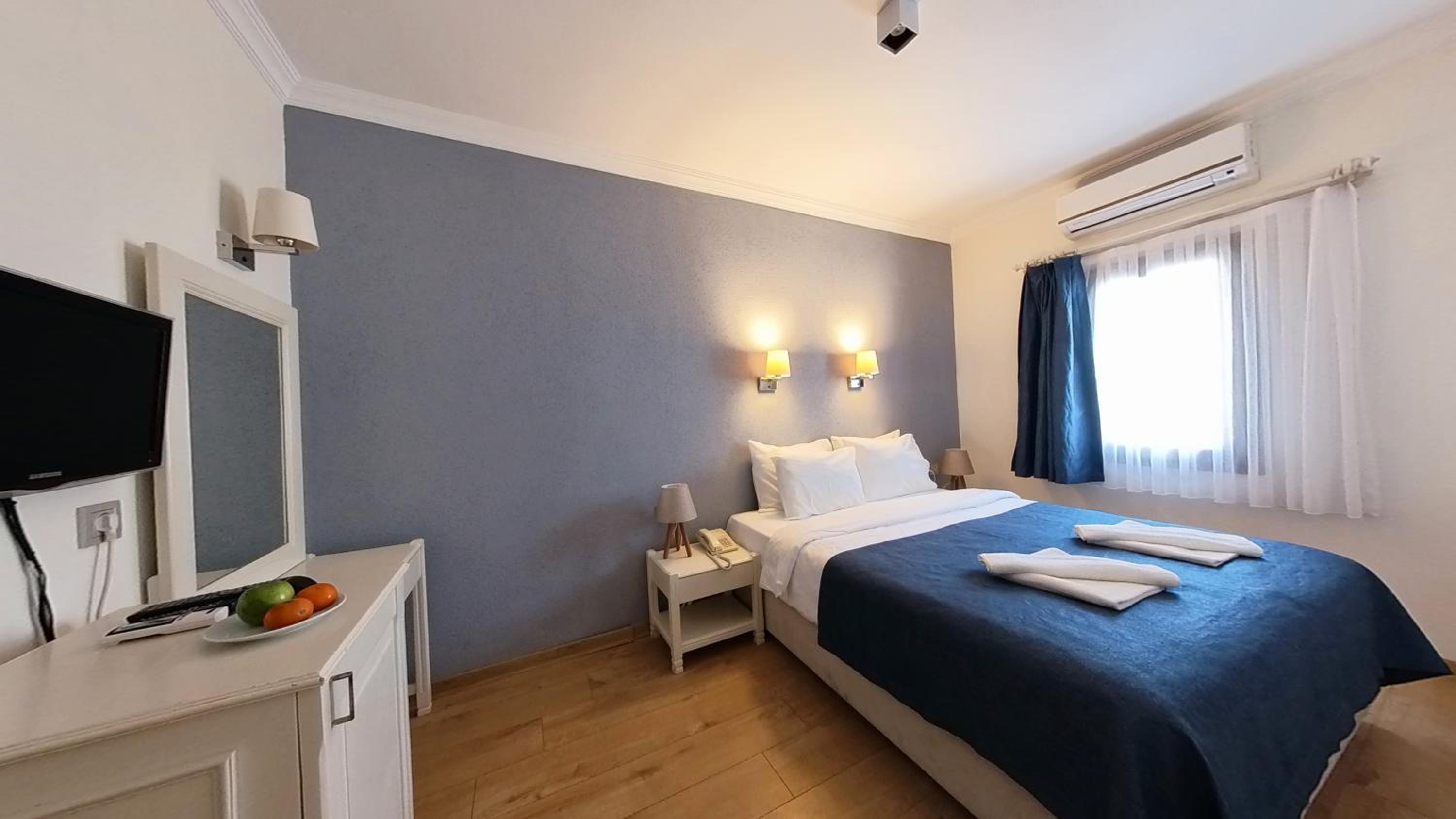 Economy Double Room - Photo 7