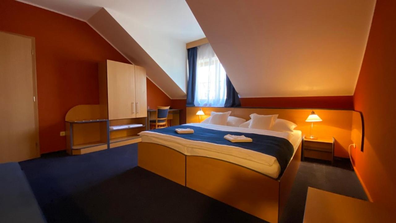 Deluxe Double Room - Photo 5