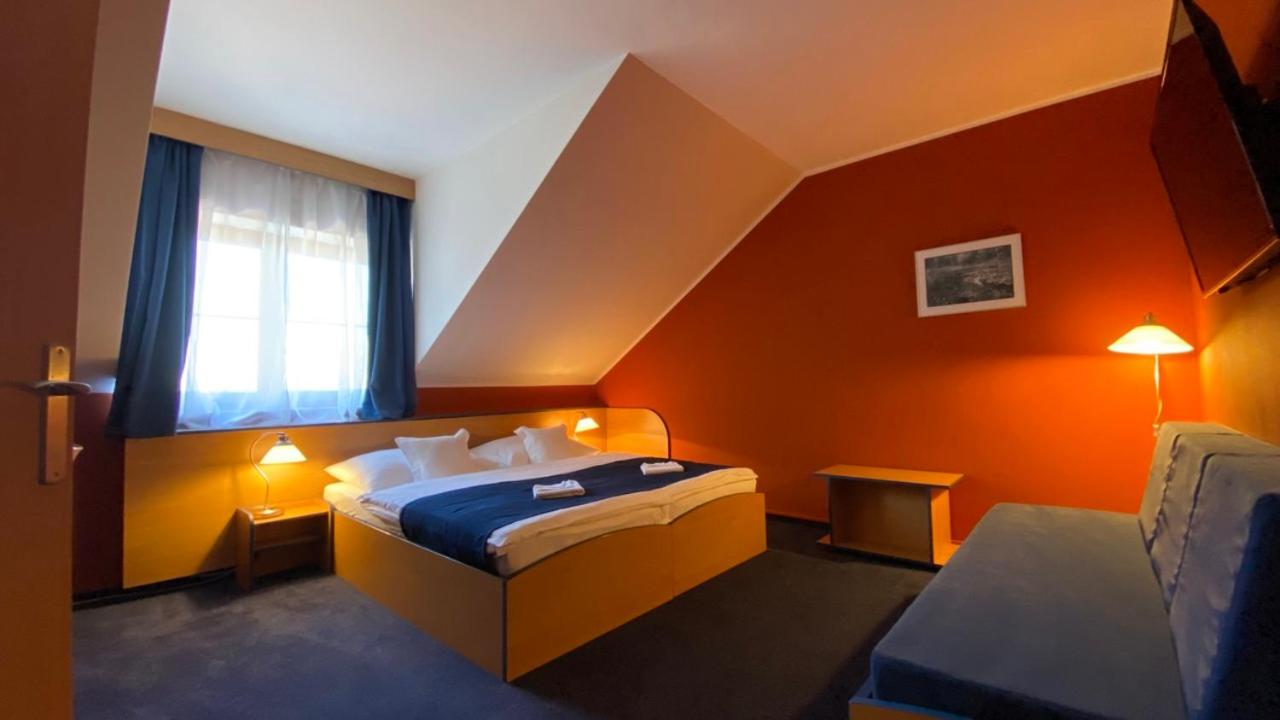 Deluxe Double Room - Photo 6