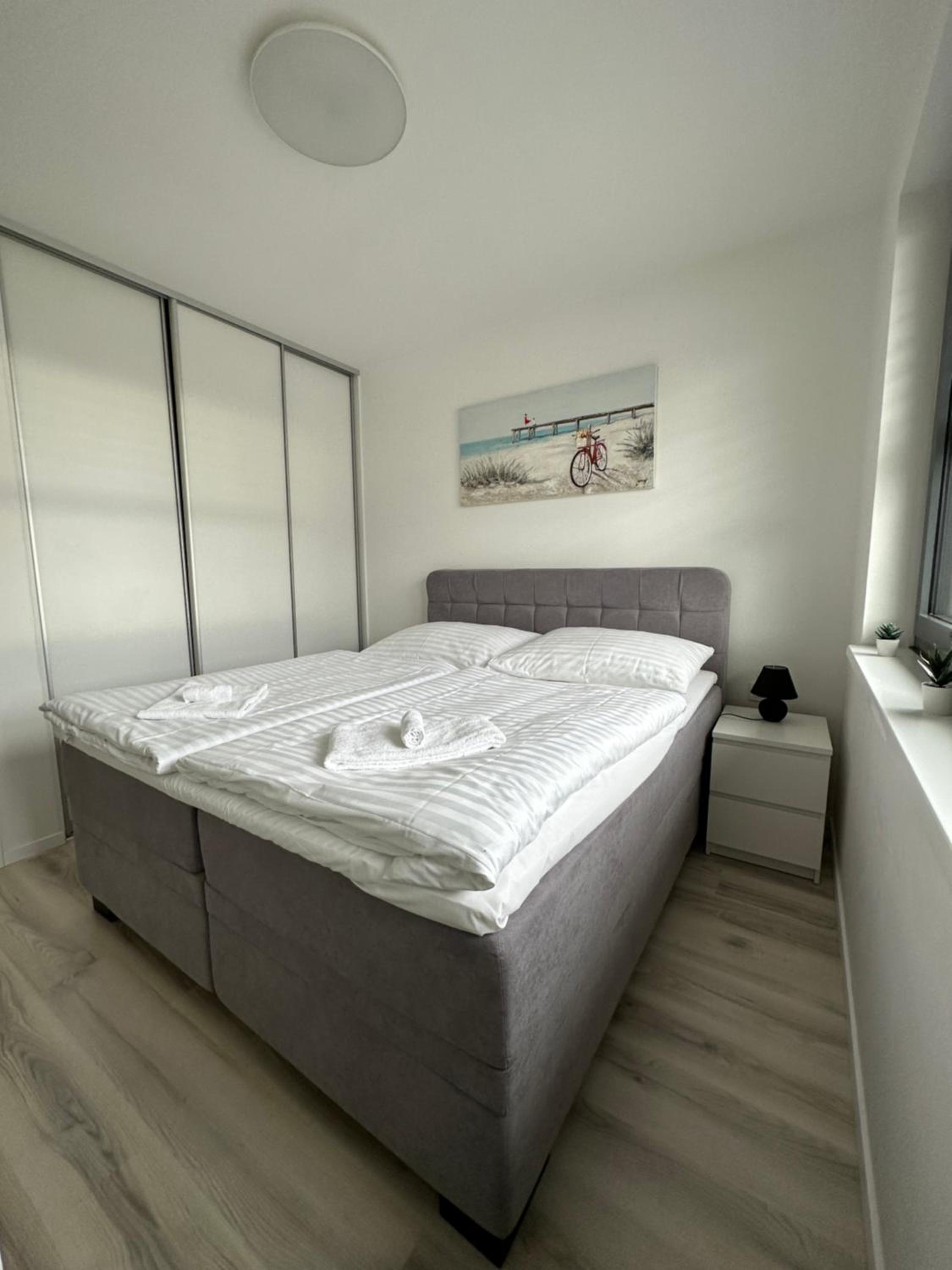 One-Bedroom Apartment - Photo 16