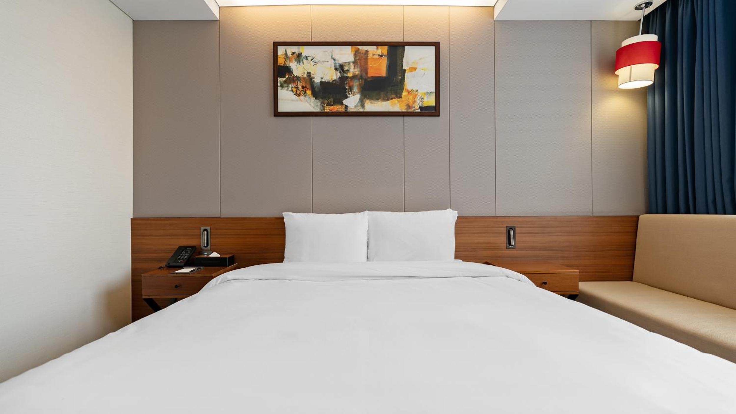 Standard Double Room - Photo 3