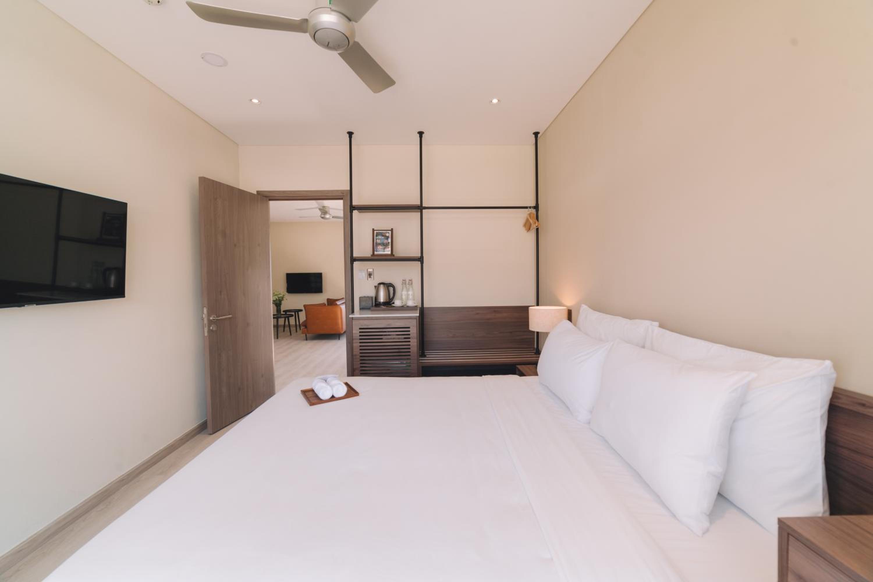 Three-Bedroom Apartment - Photo 2