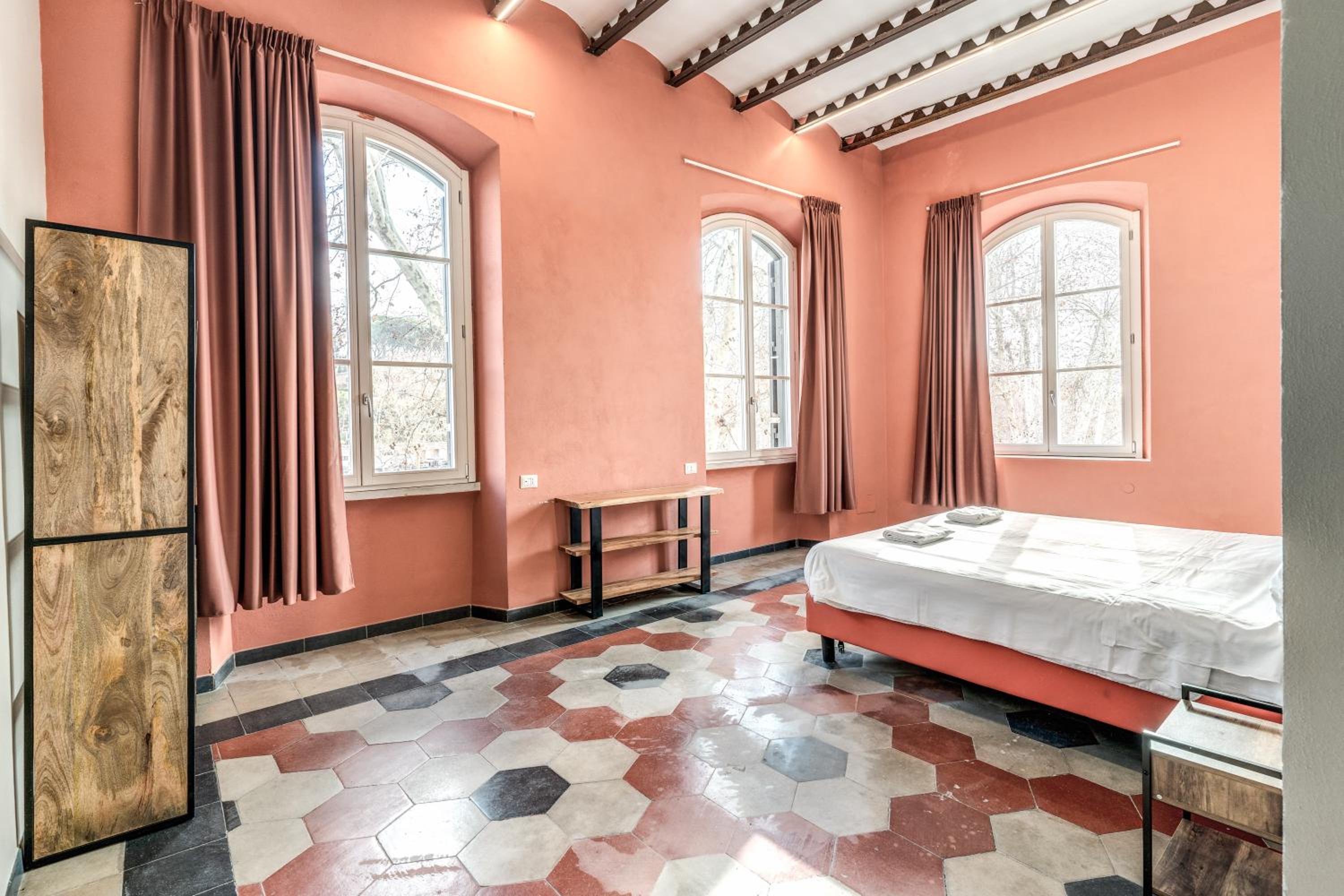 Large Double Room photo 3