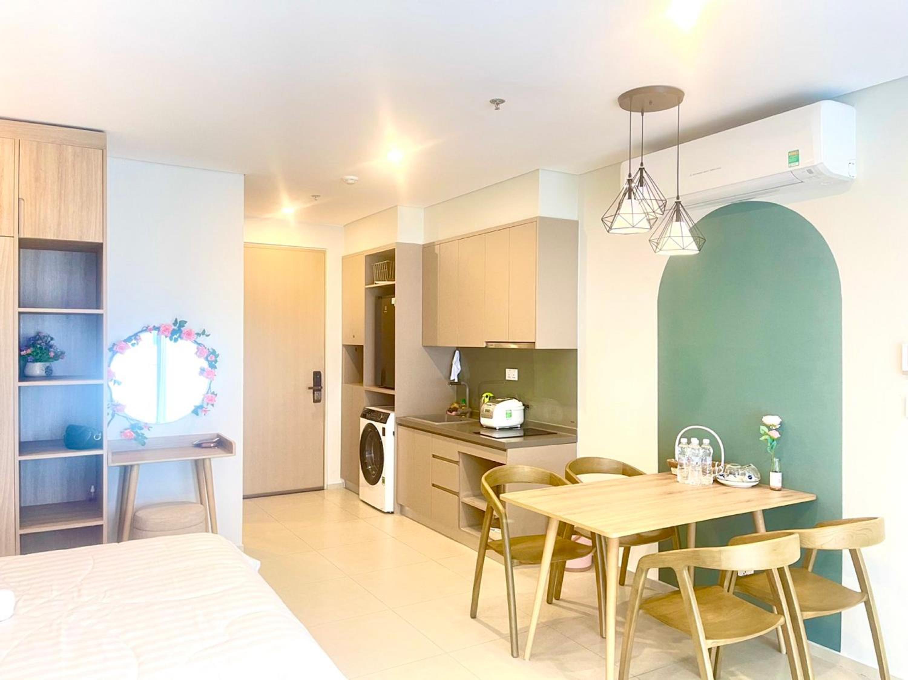 Studio Apartment - Photo 31