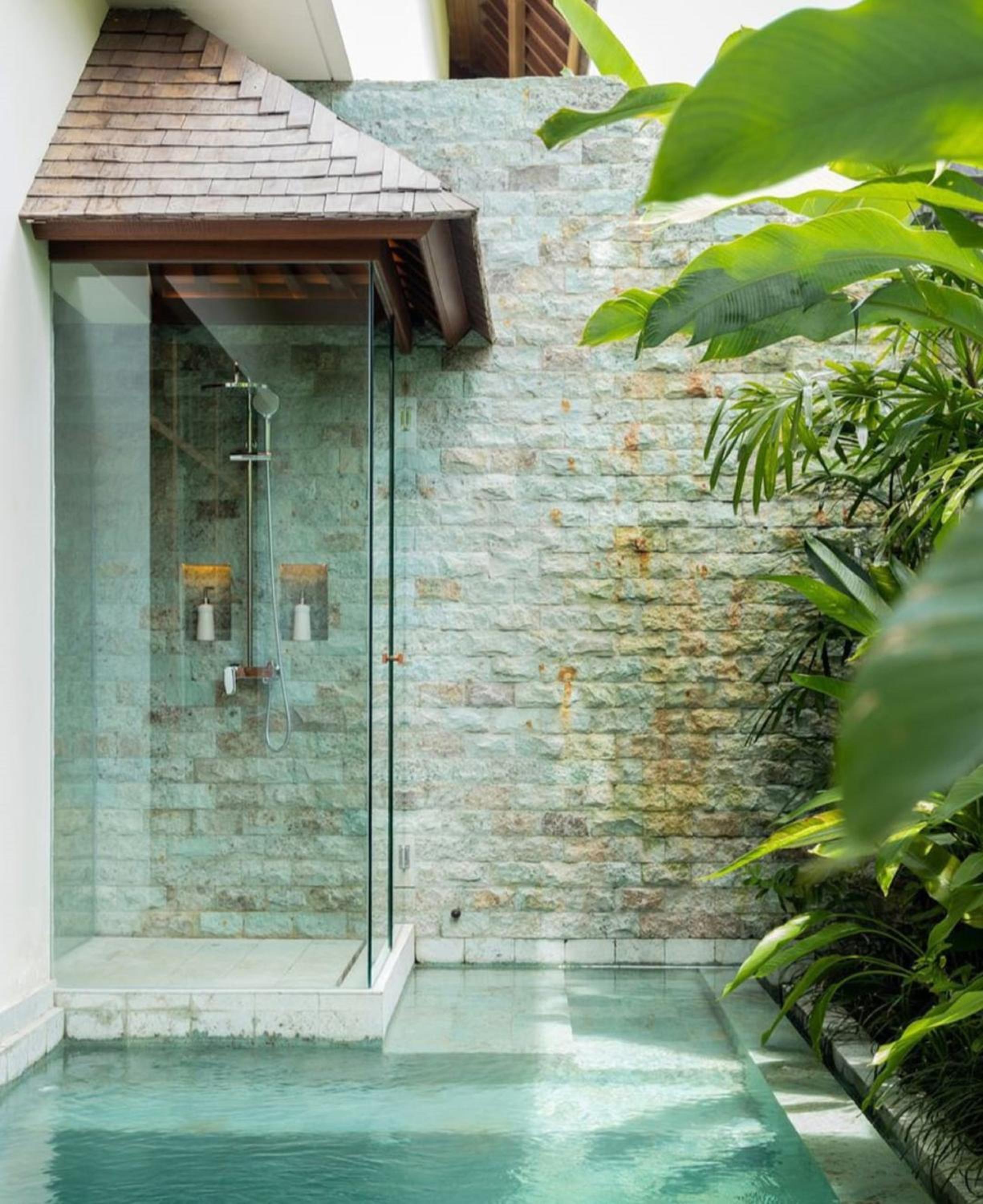 Pavilion Pool Suite  - Photo 3
