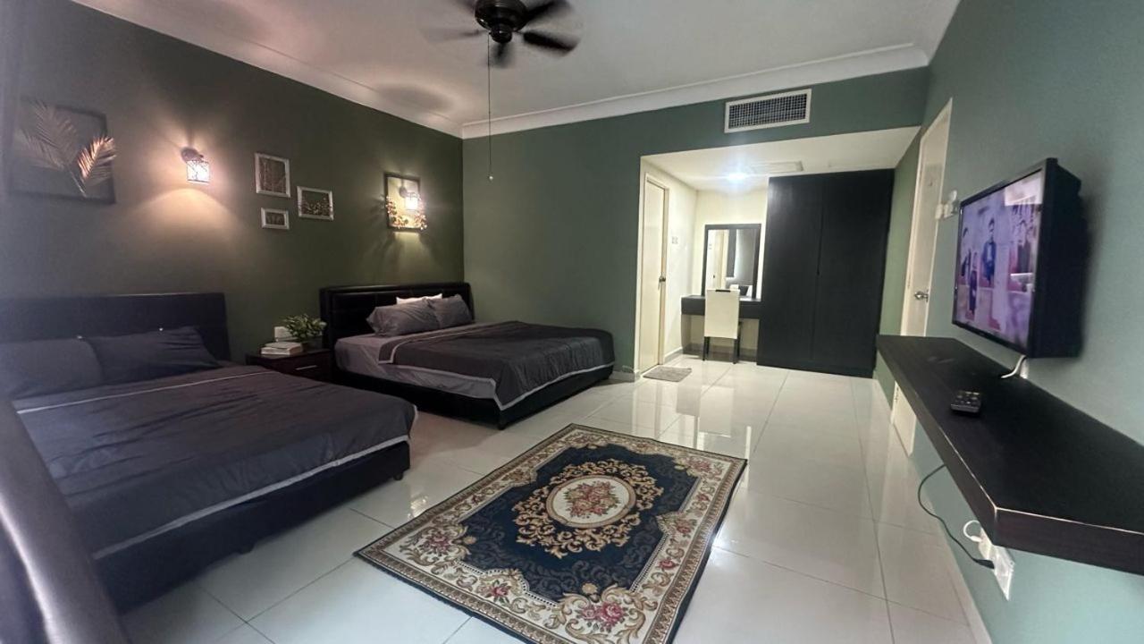 One-Bedroom Apartment photo 3