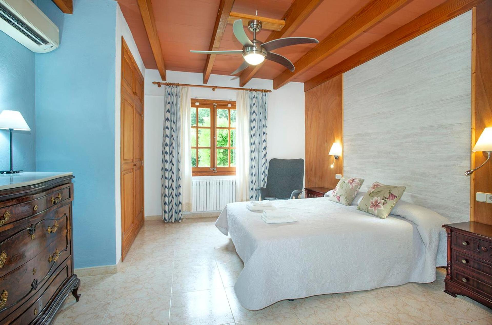 Villa de cinco habitaciones