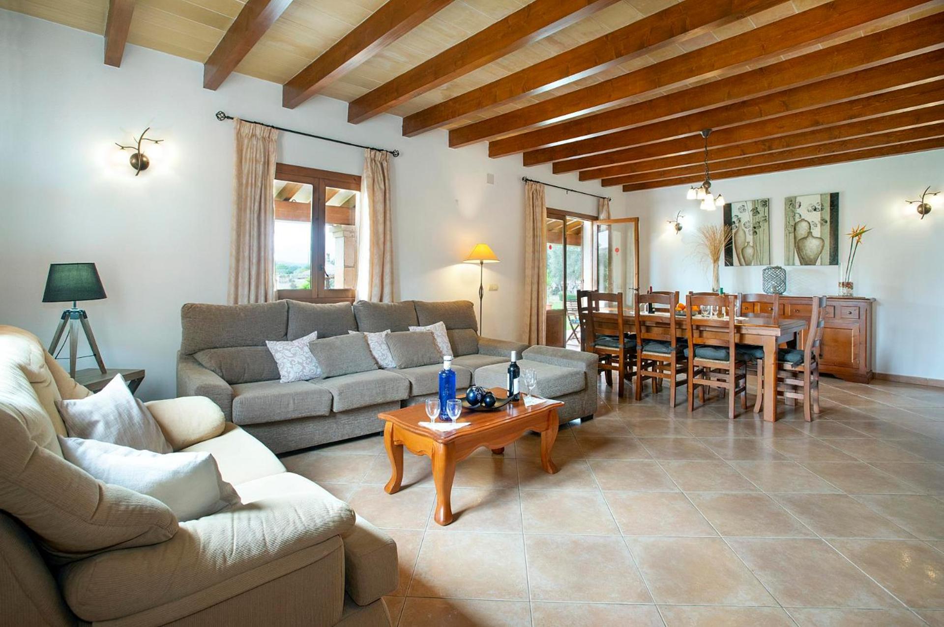 Four-Bedroom Villa photo 2
