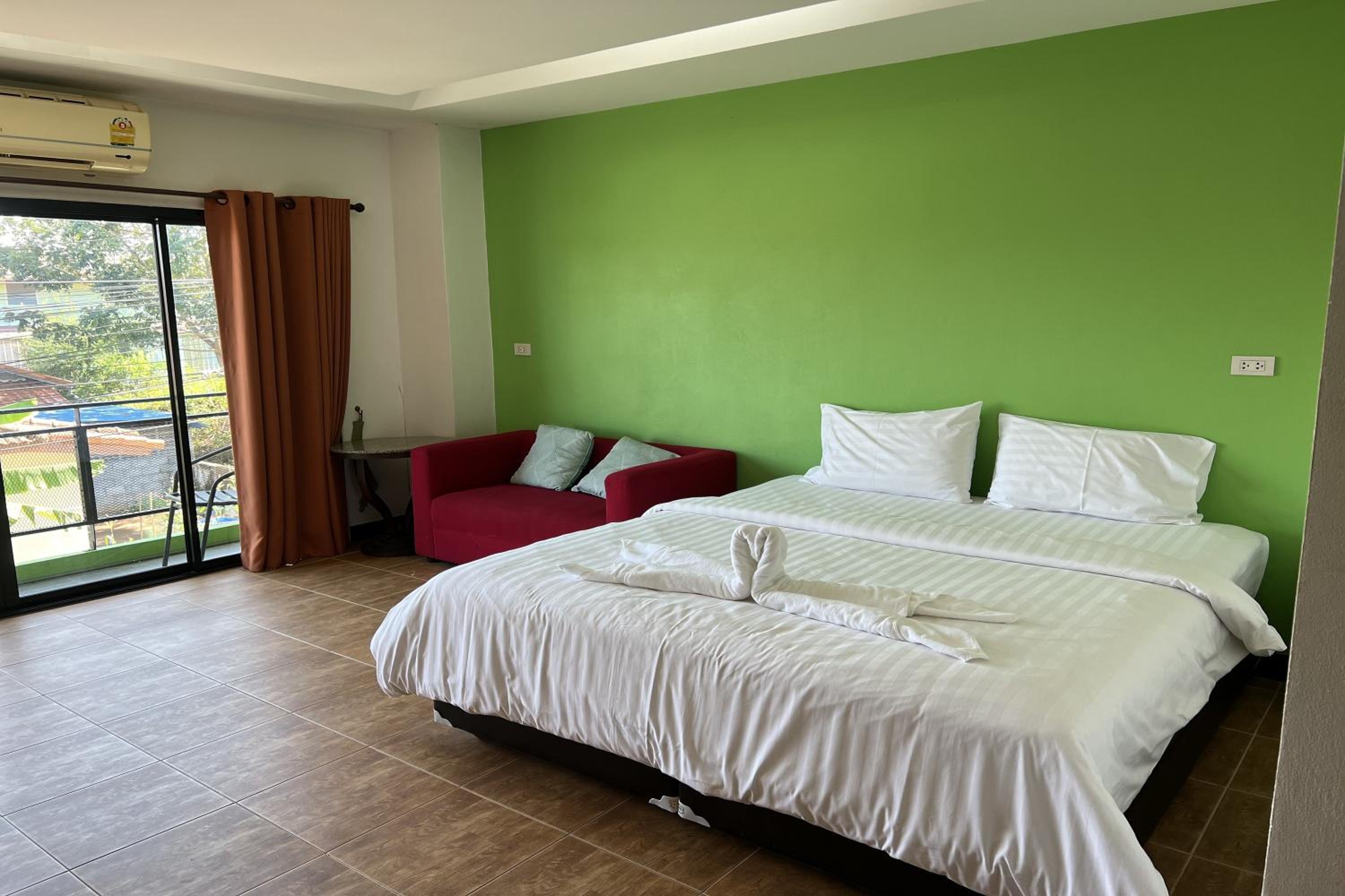 Deluxe Double Room - Photo 16