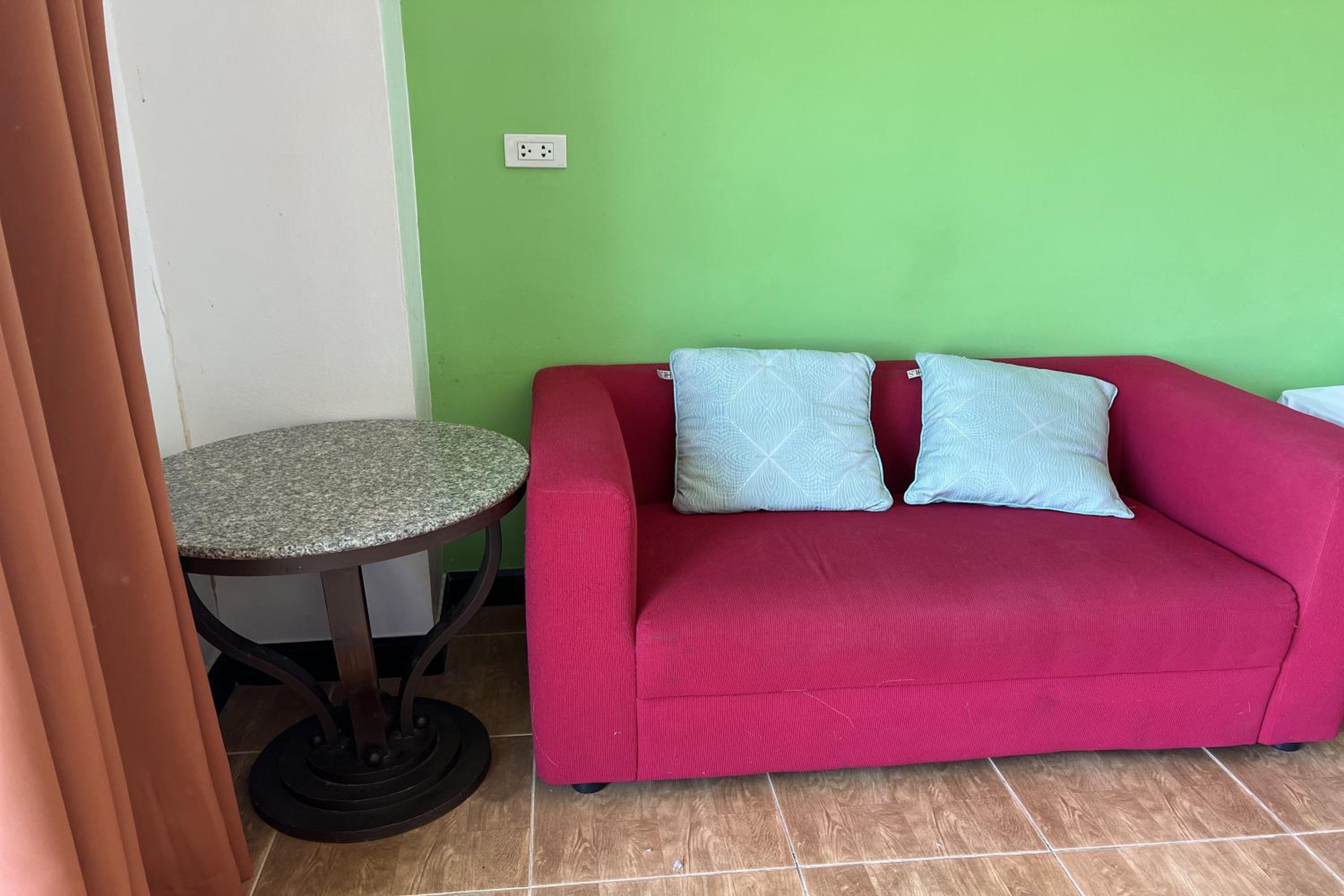 Deluxe Double Room - Photo 17