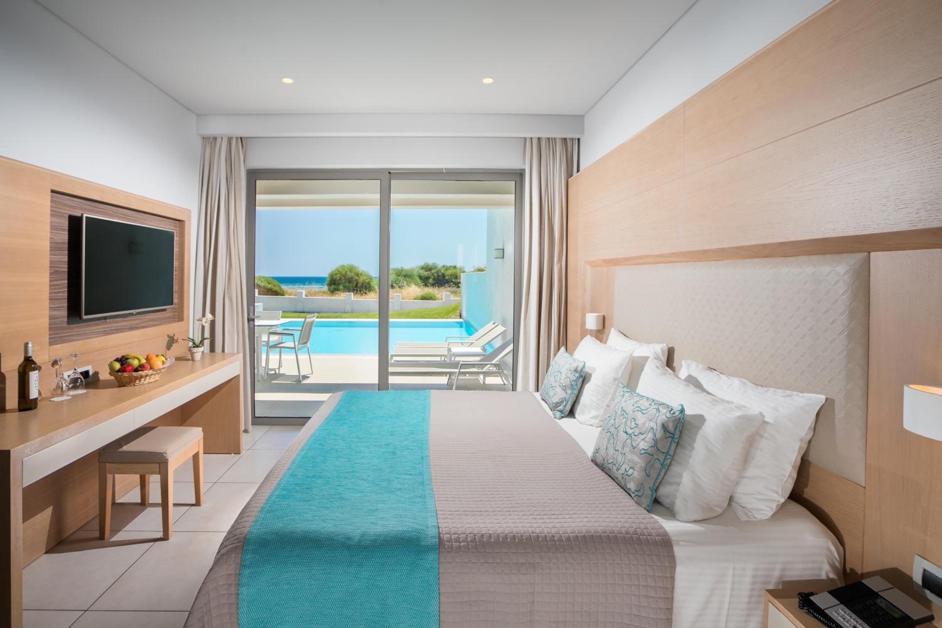 Suite with Private Pool