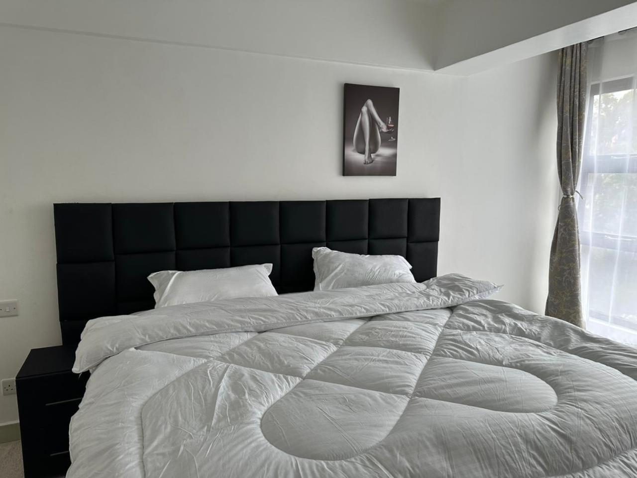 Two-Bedroom Apartment photo 2