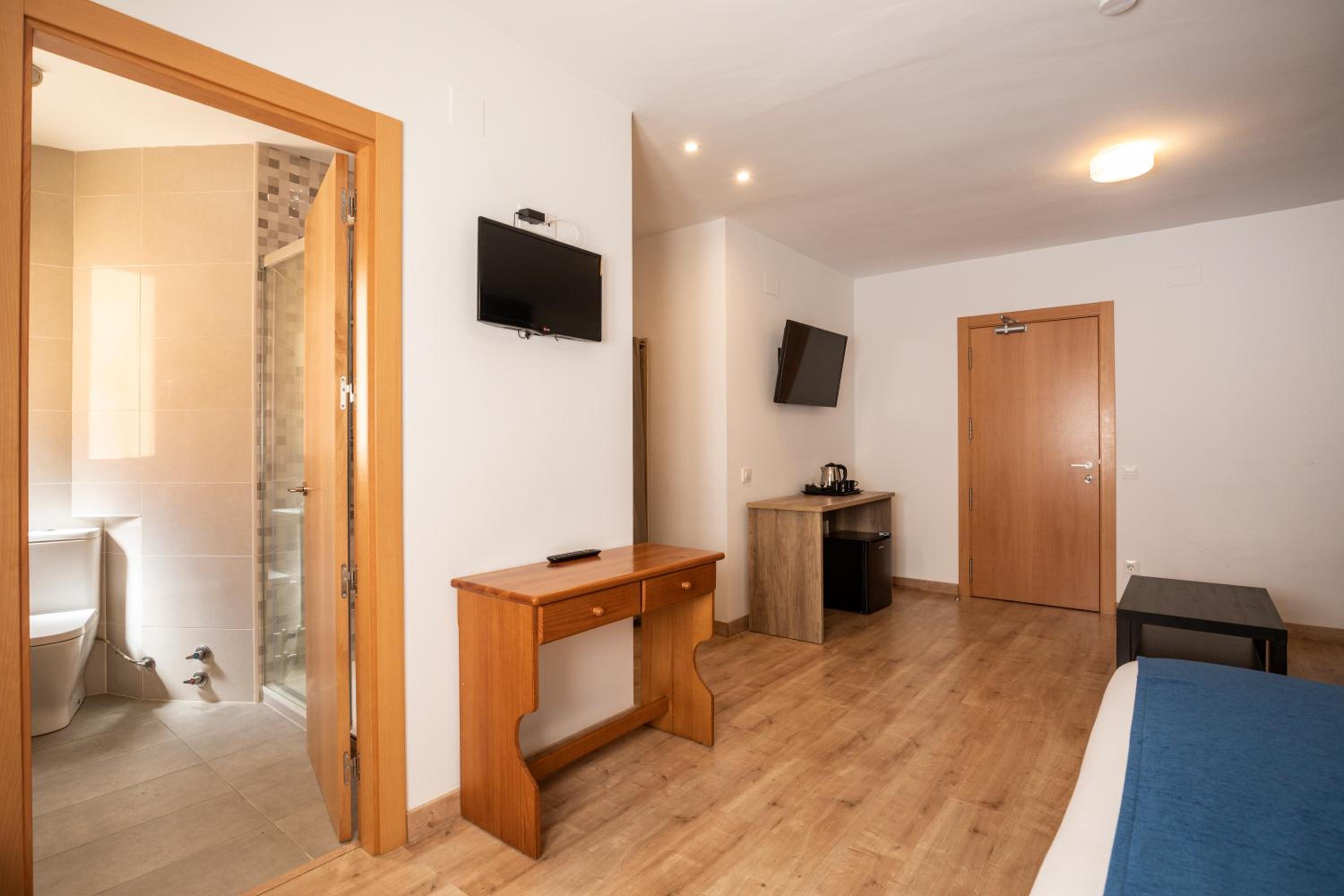 Junior Suite - Photo 9