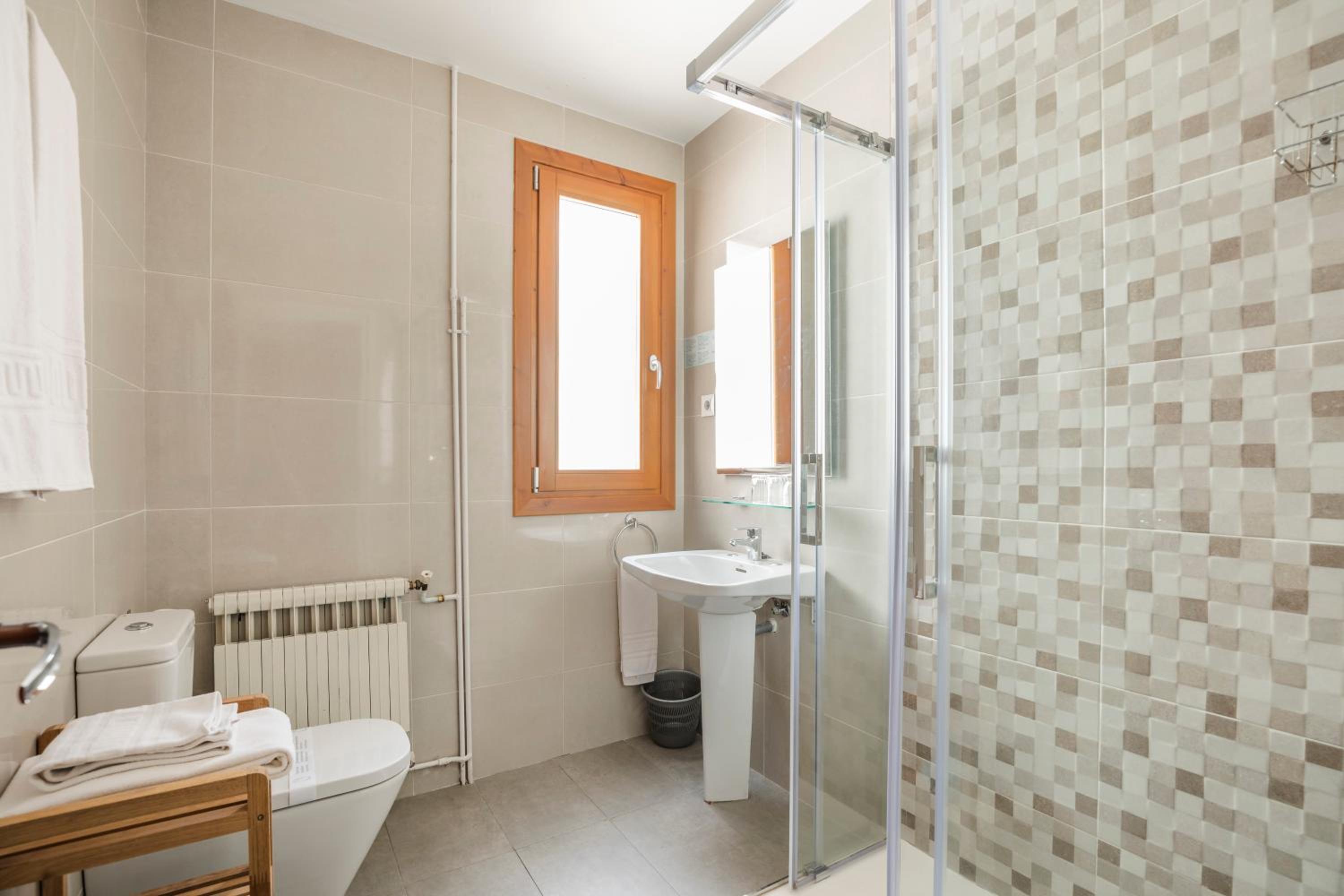 Junior Suite - Photo 11