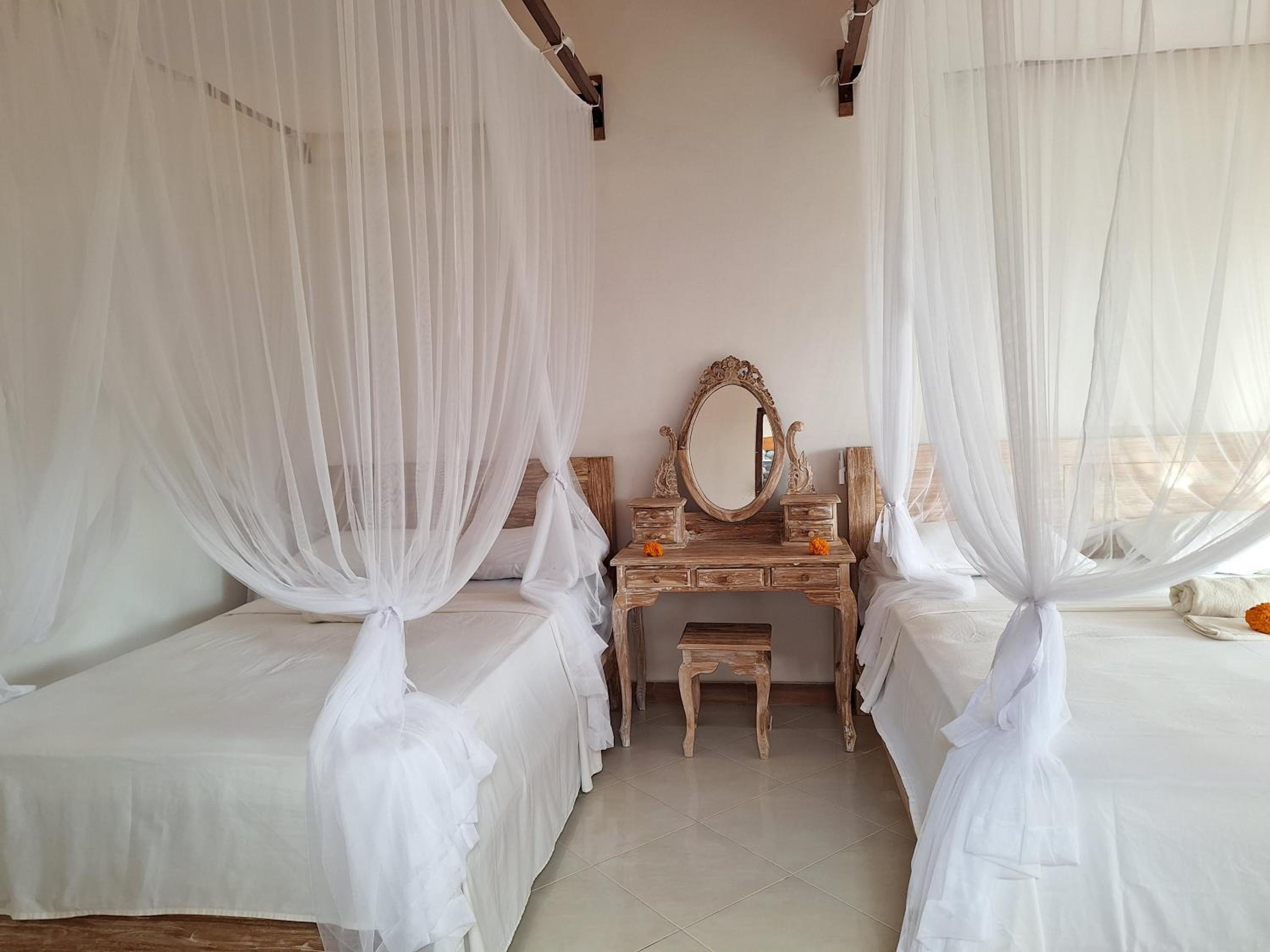 Deluxe Suite with Sea View