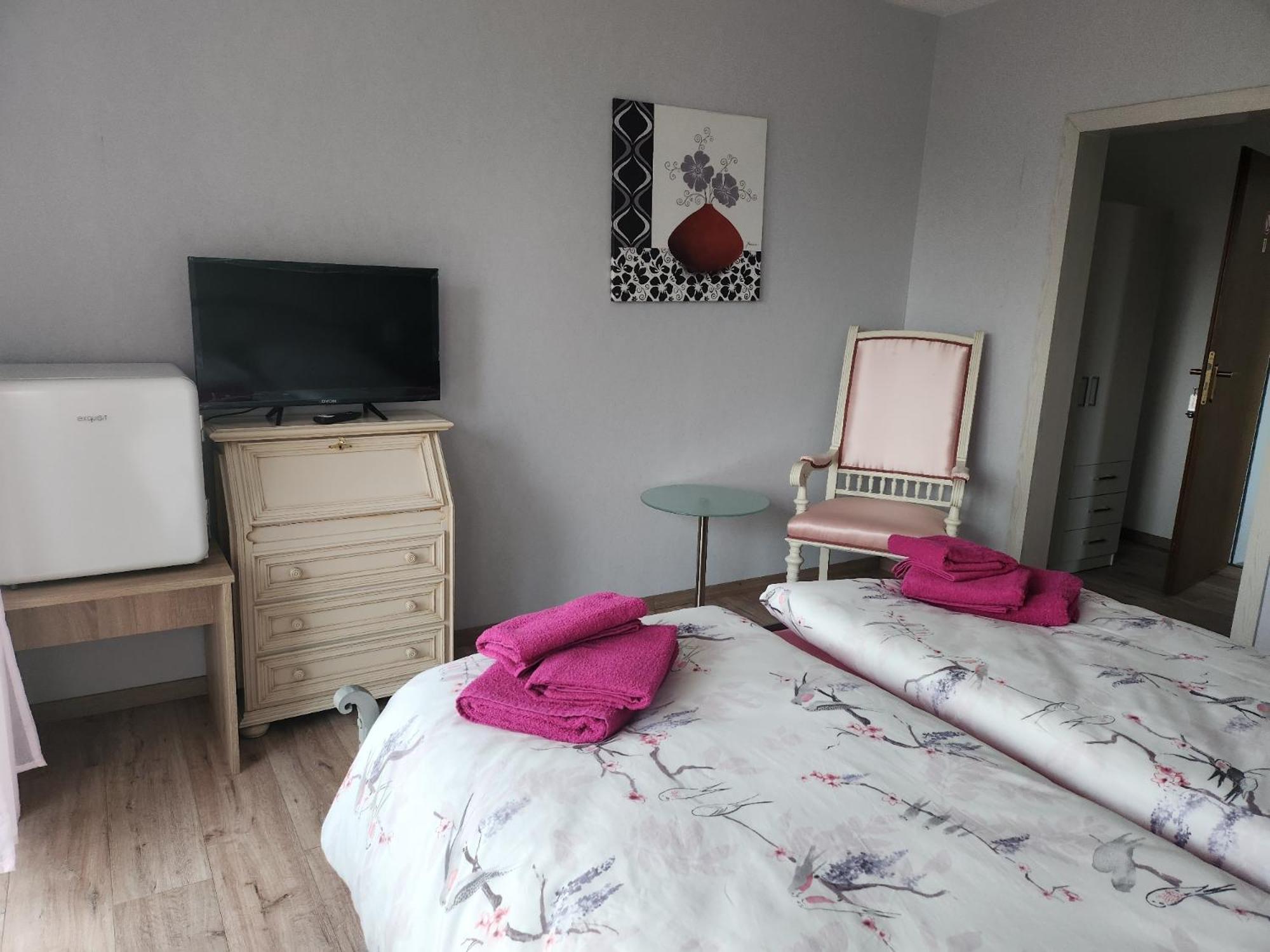 Double Room With Balcony photo 3