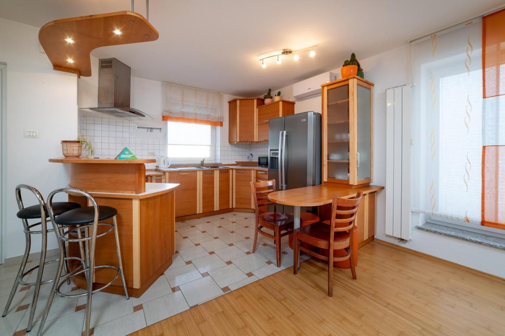 Three-Bedroom Apartment photo 1