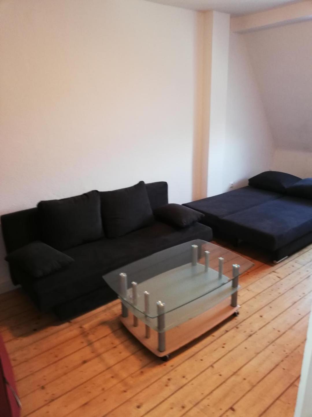 Economy Triple Room with Shared Bathroom photo 1