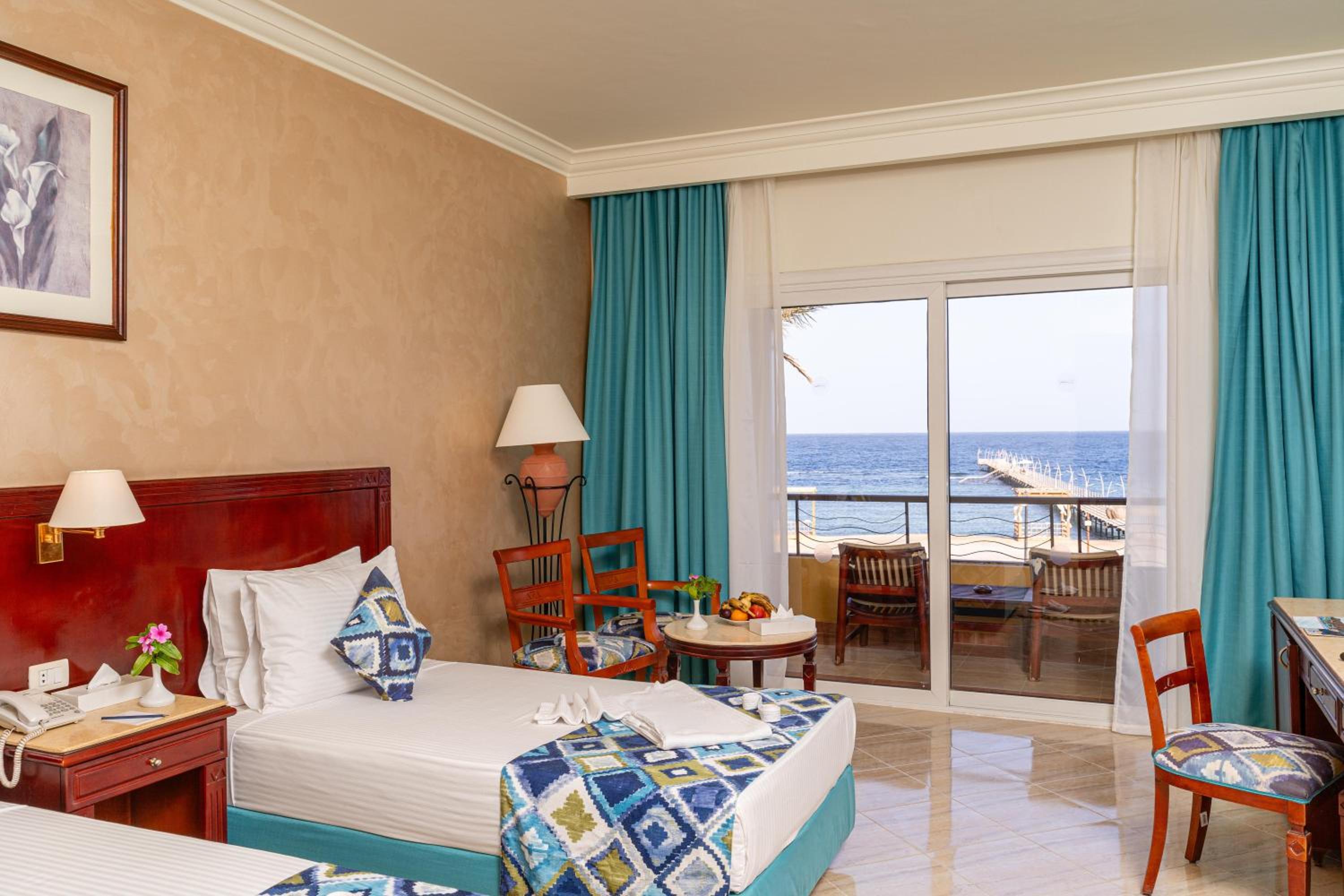 Double Room with Partial Sea View