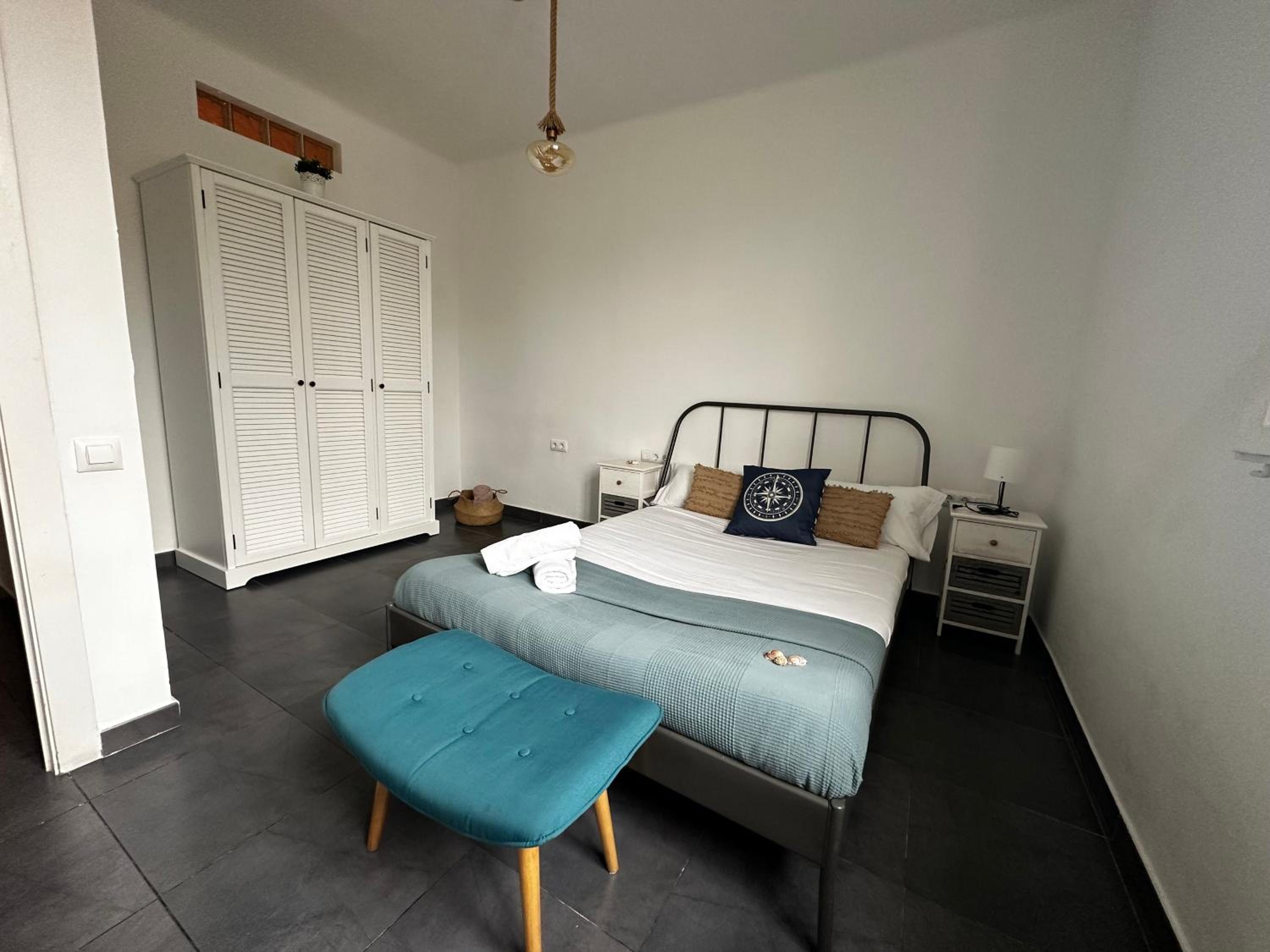 Apartamento con Balcón
