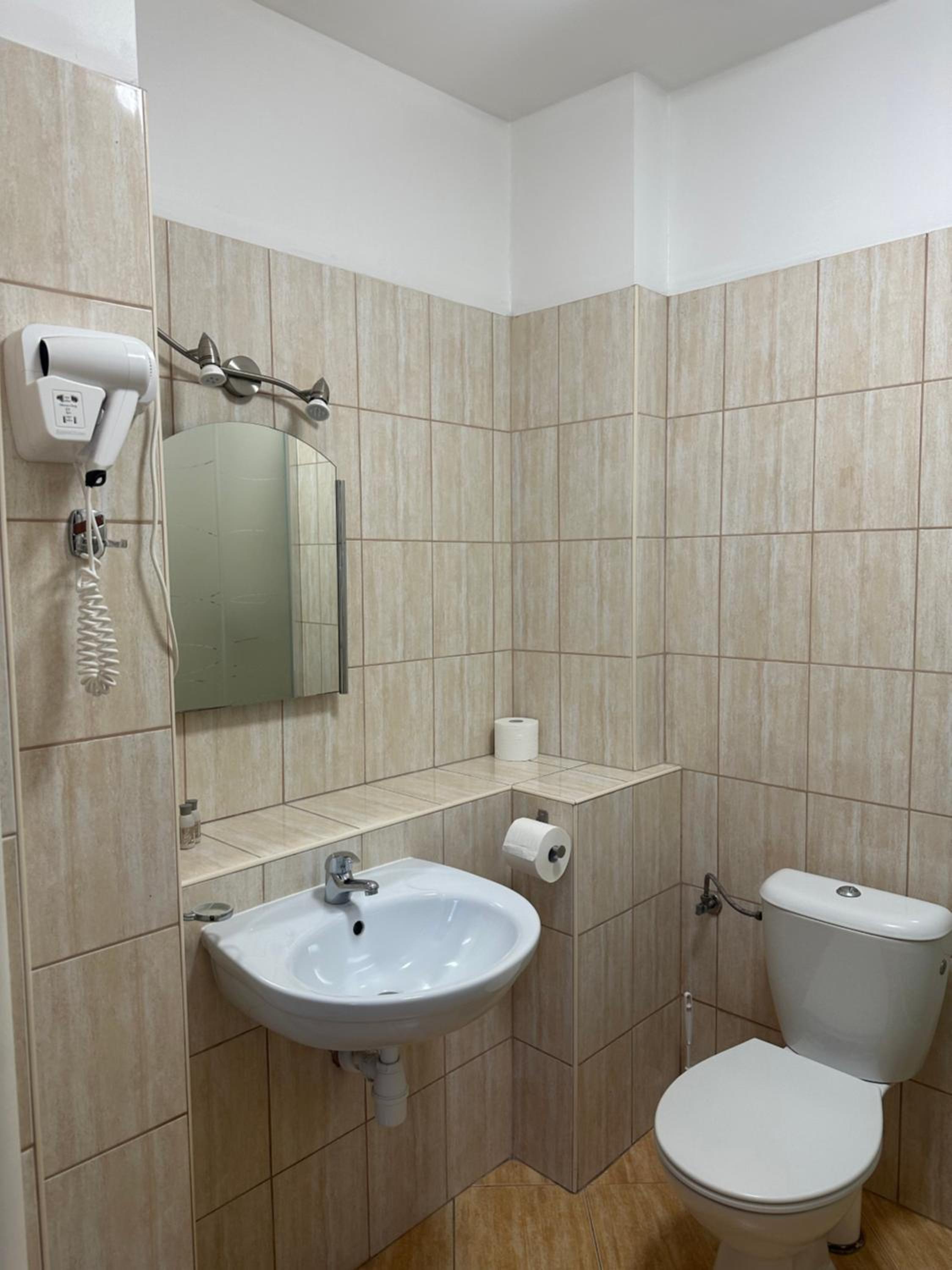 Standard Apartment - Photo 2